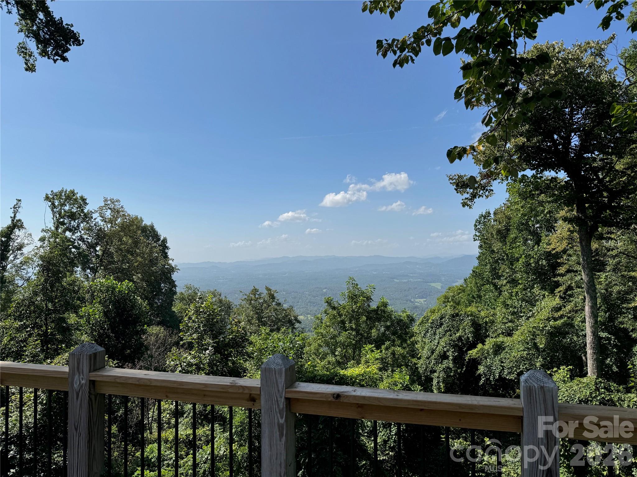 87 Island In The Sky Trail — Weaverville