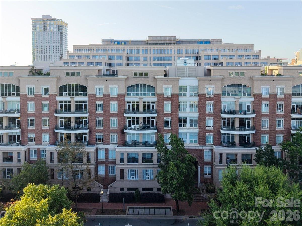 400 N Church Street — Charlotte