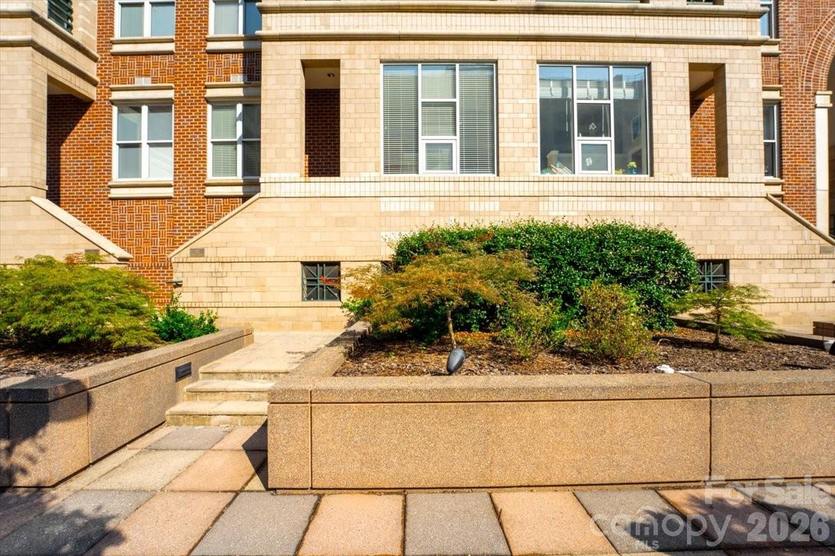 400 N Church Street — Charlotte