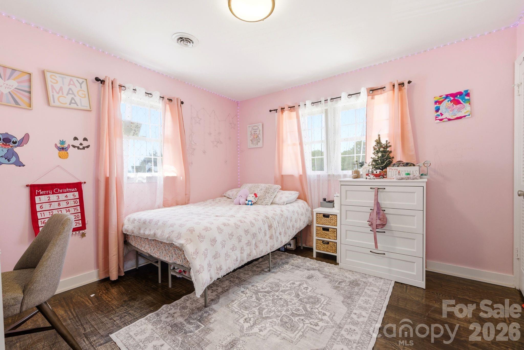 701 E Iowa Avenue — Bessemer City