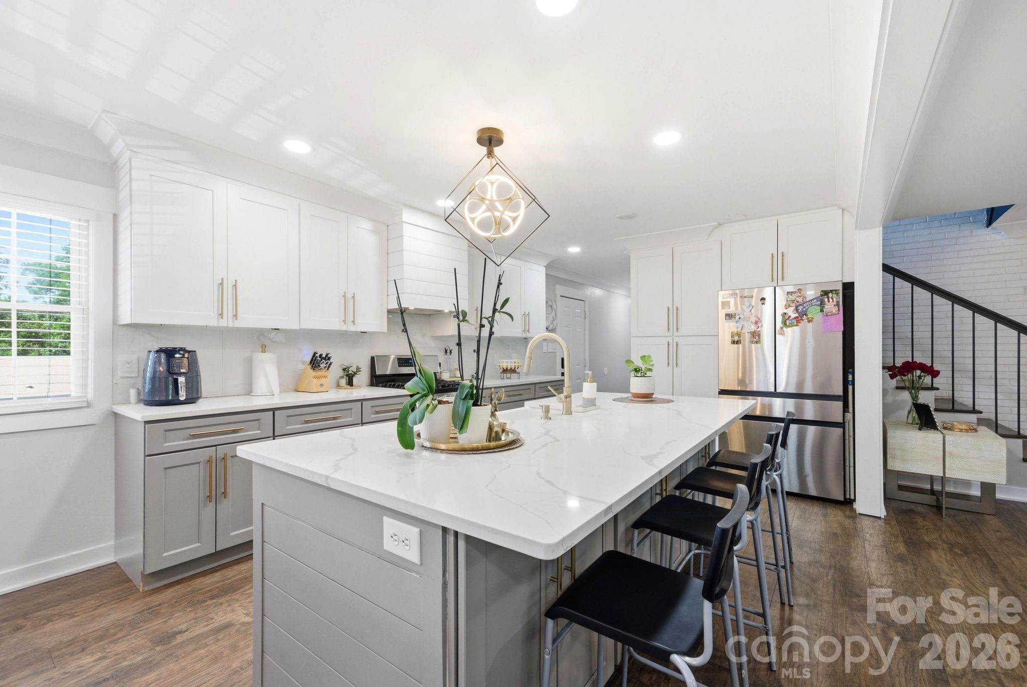 701 E Iowa Avenue — Bessemer City