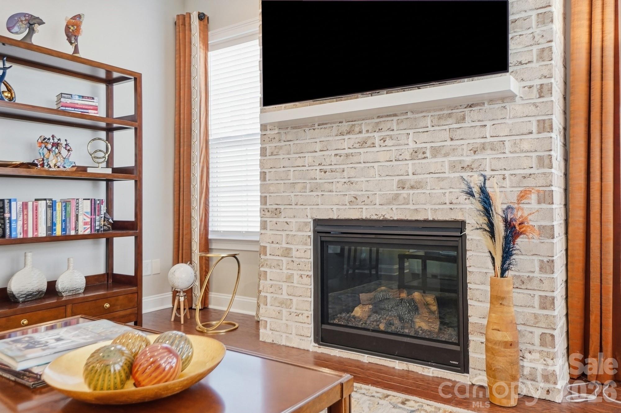 2526 Kenmore Avenue — Charlotte