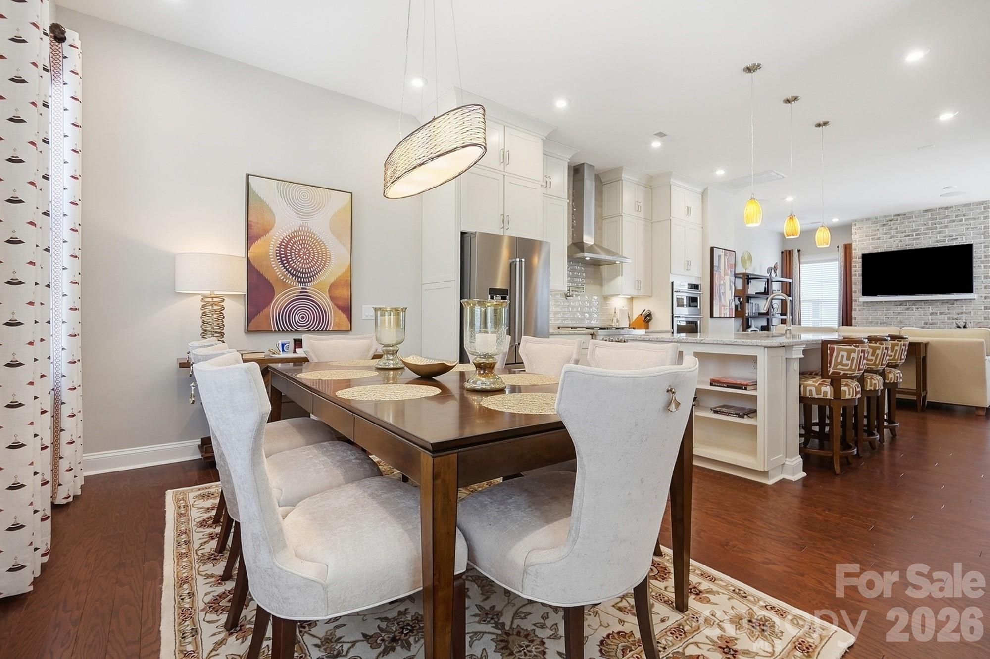 2526 Kenmore Avenue — Charlotte