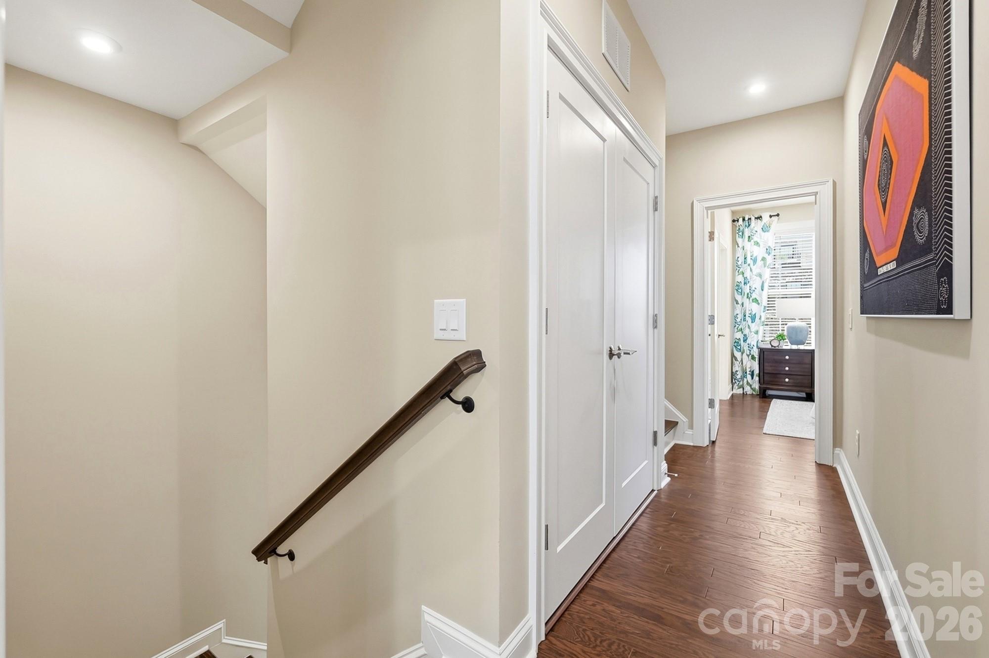 2526 Kenmore Avenue — Charlotte