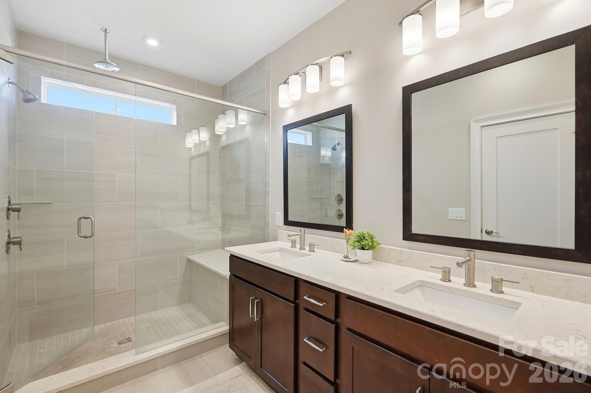 2526 Kenmore Avenue — Charlotte