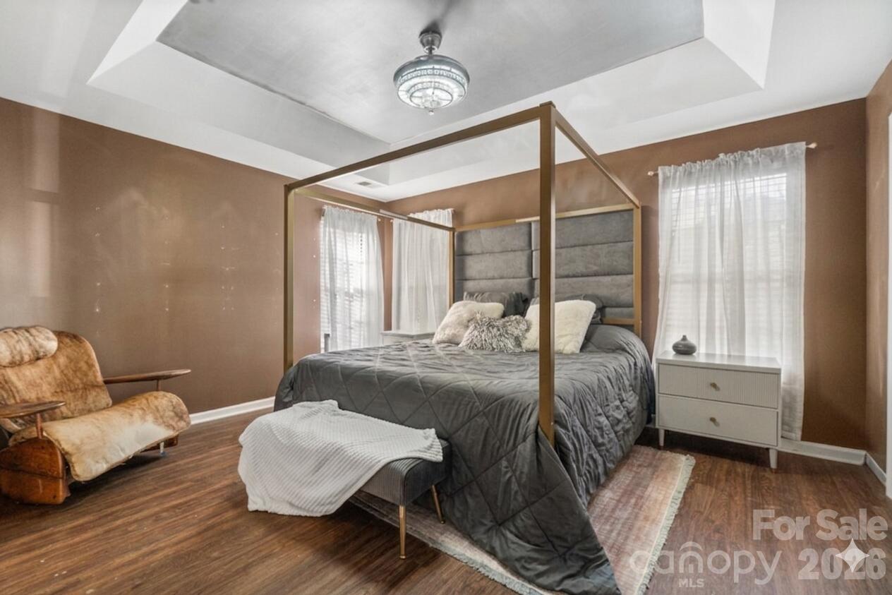 6239 Skyline Drive — Charlotte
