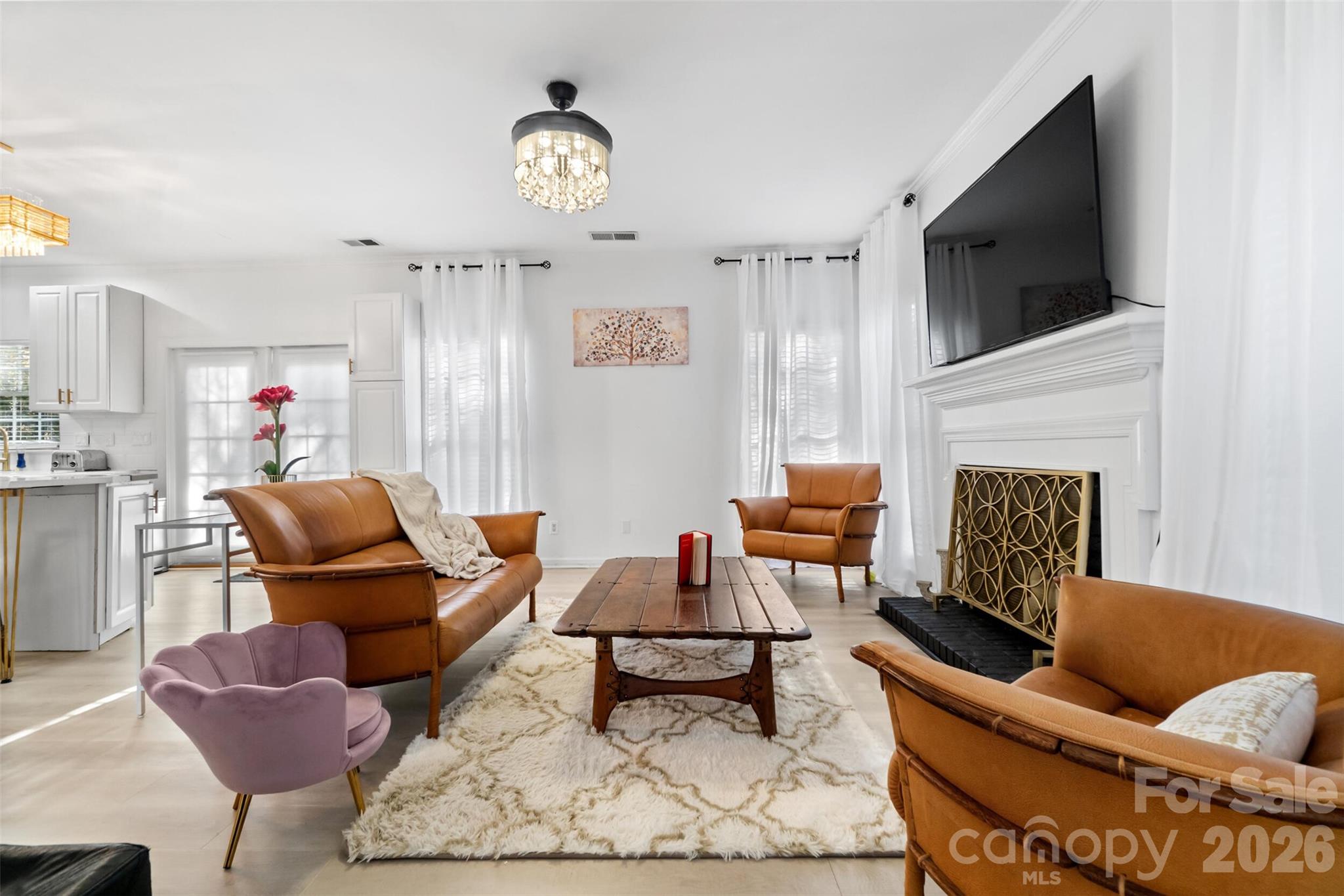 6239 Skyline Drive — Charlotte