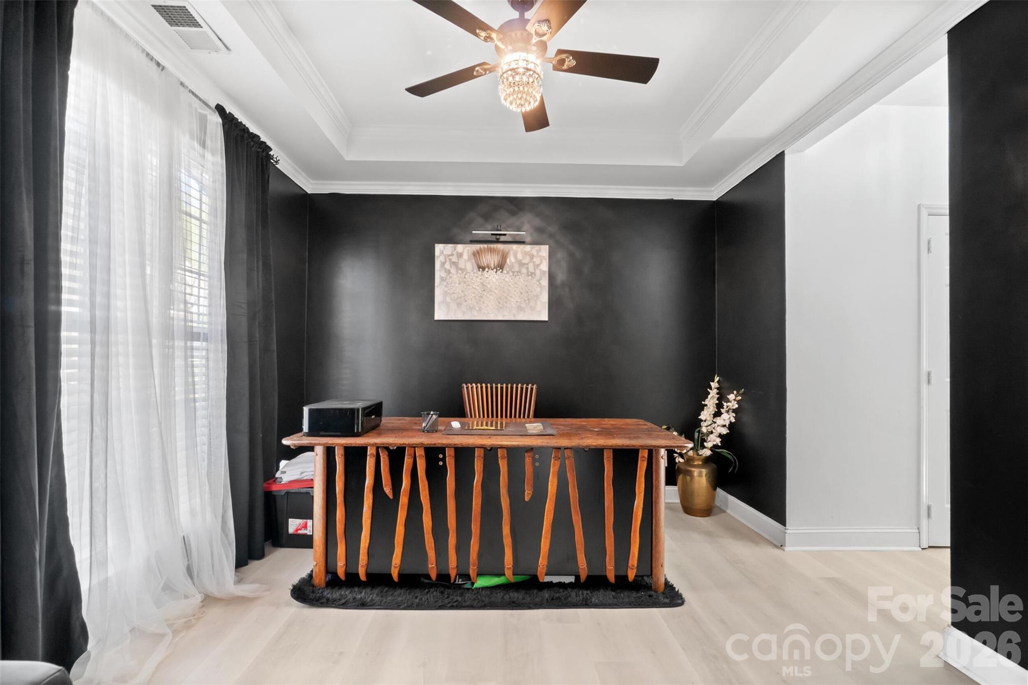 6239 Skyline Drive — Charlotte
