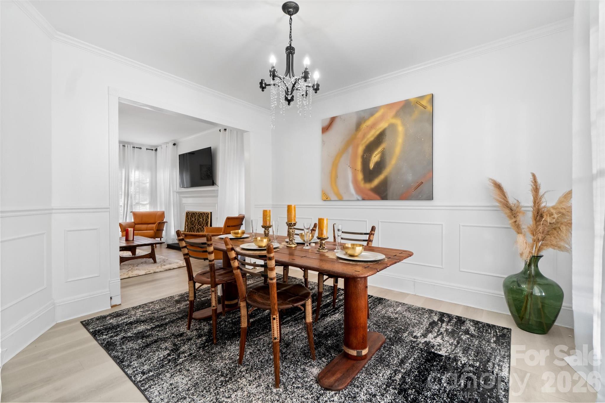 6239 Skyline Drive — Charlotte