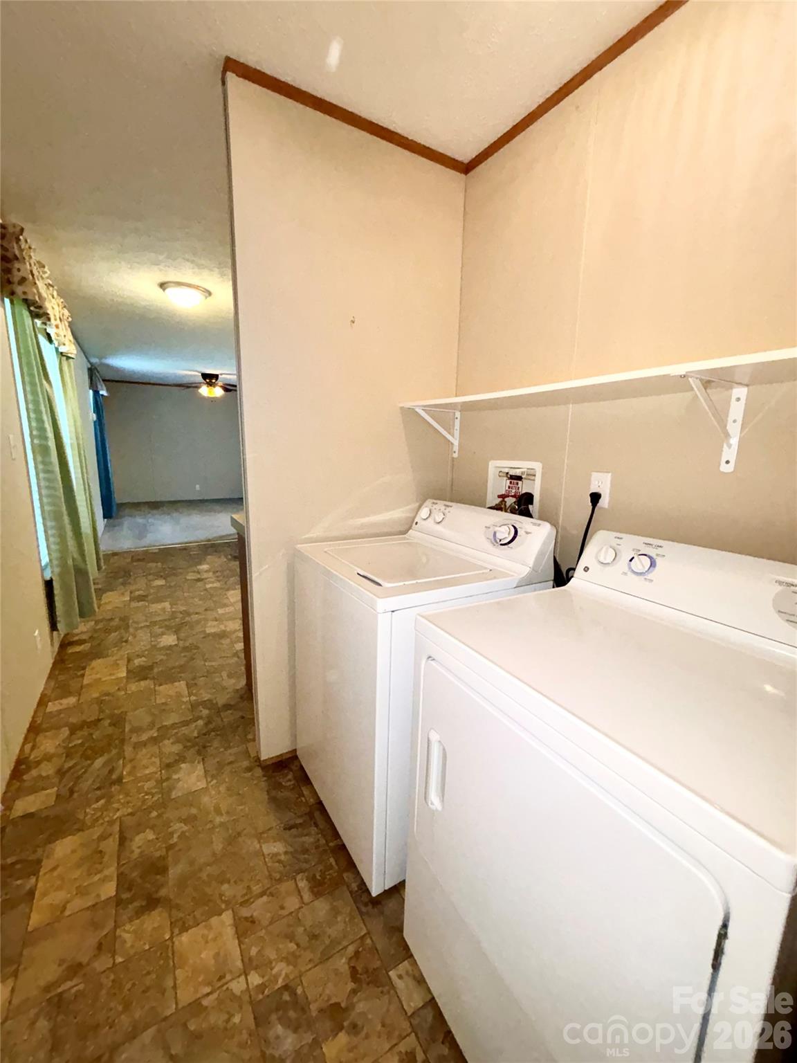 72 S Greenleaf Road — Hendersonville