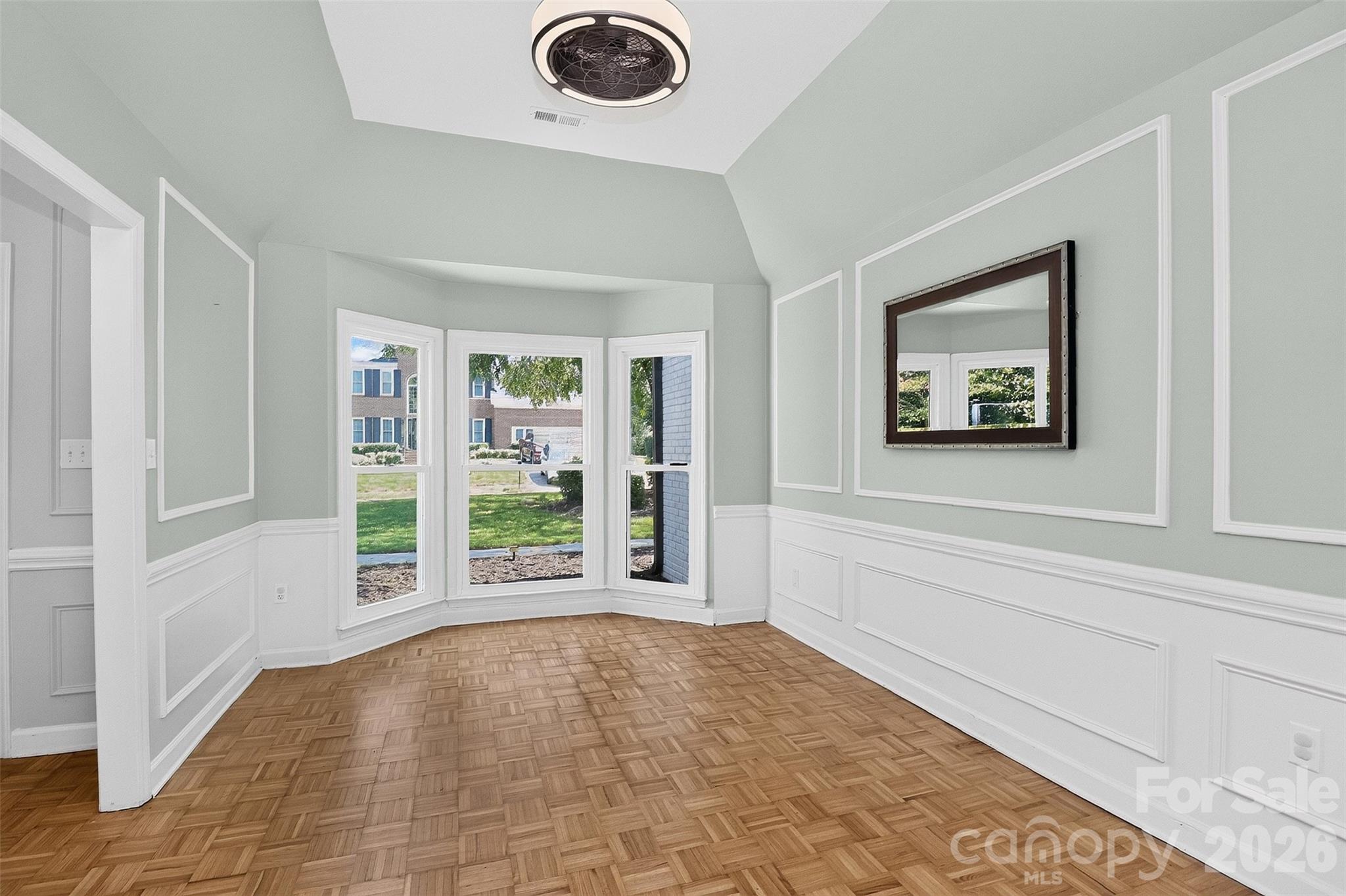 4015 Thistledown Court — Charlotte