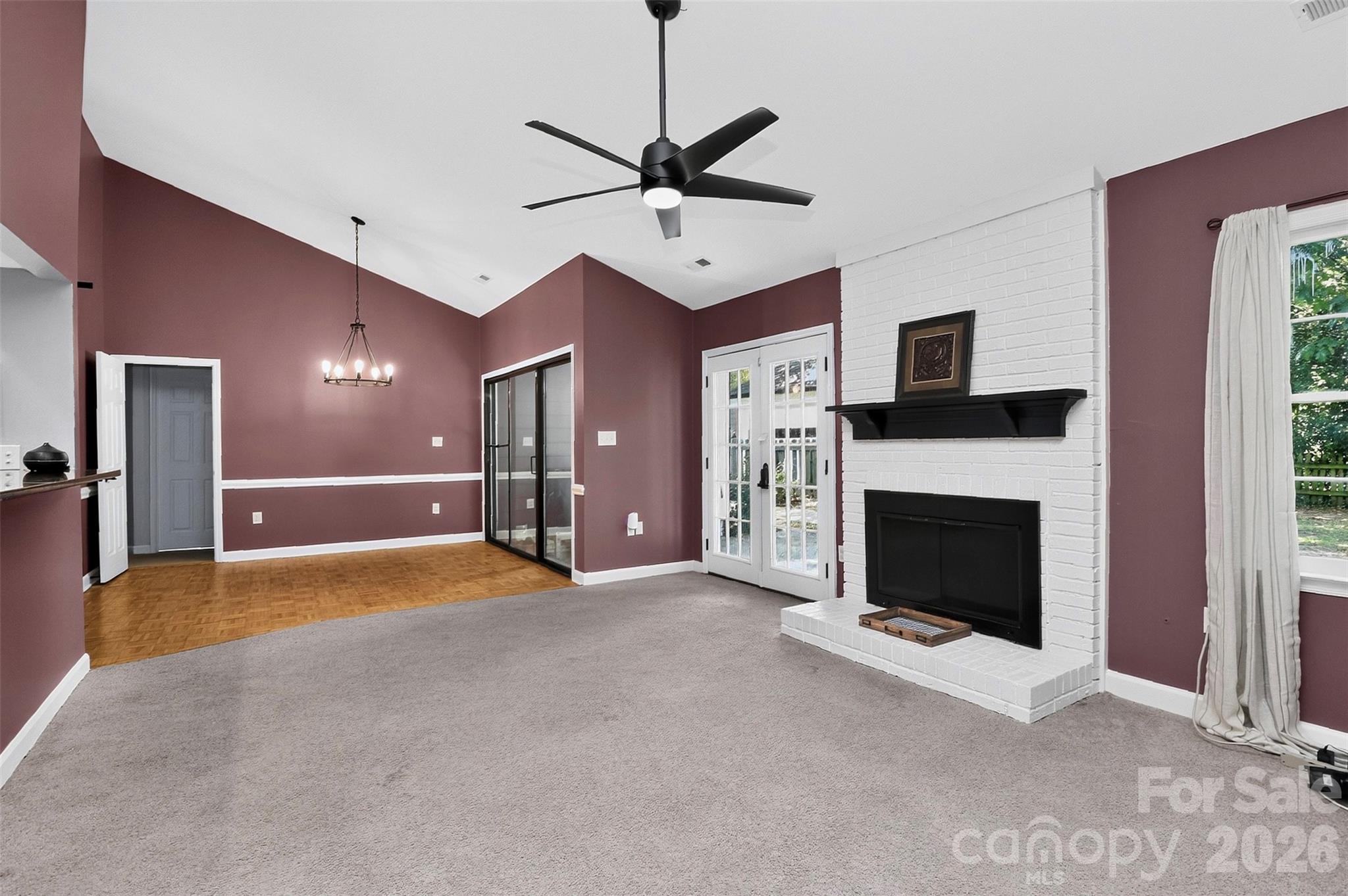 4015 Thistledown Court — Charlotte