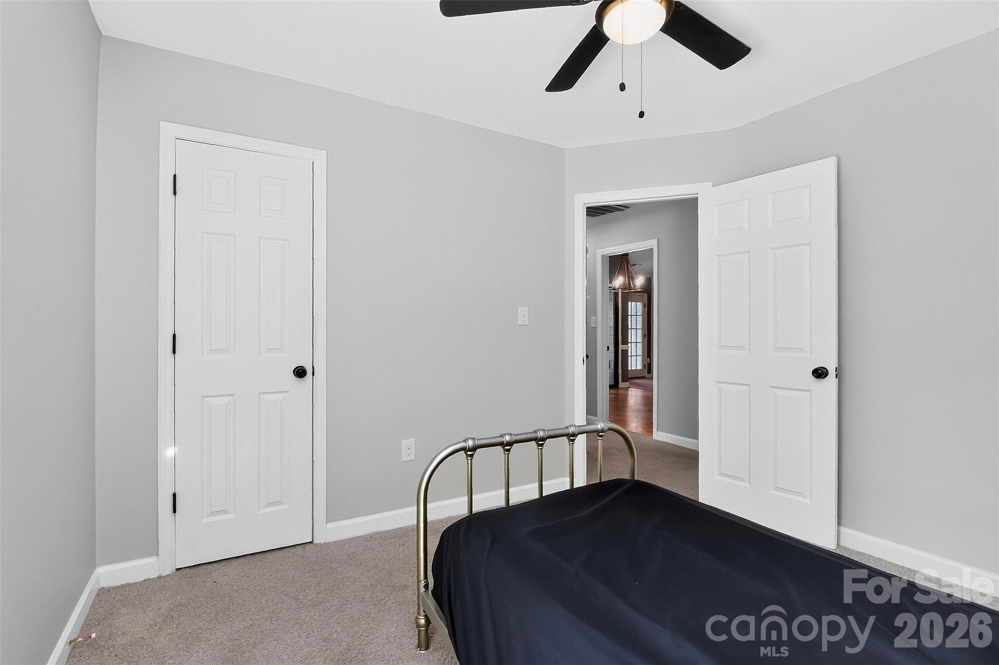 4015 Thistledown Court — Charlotte