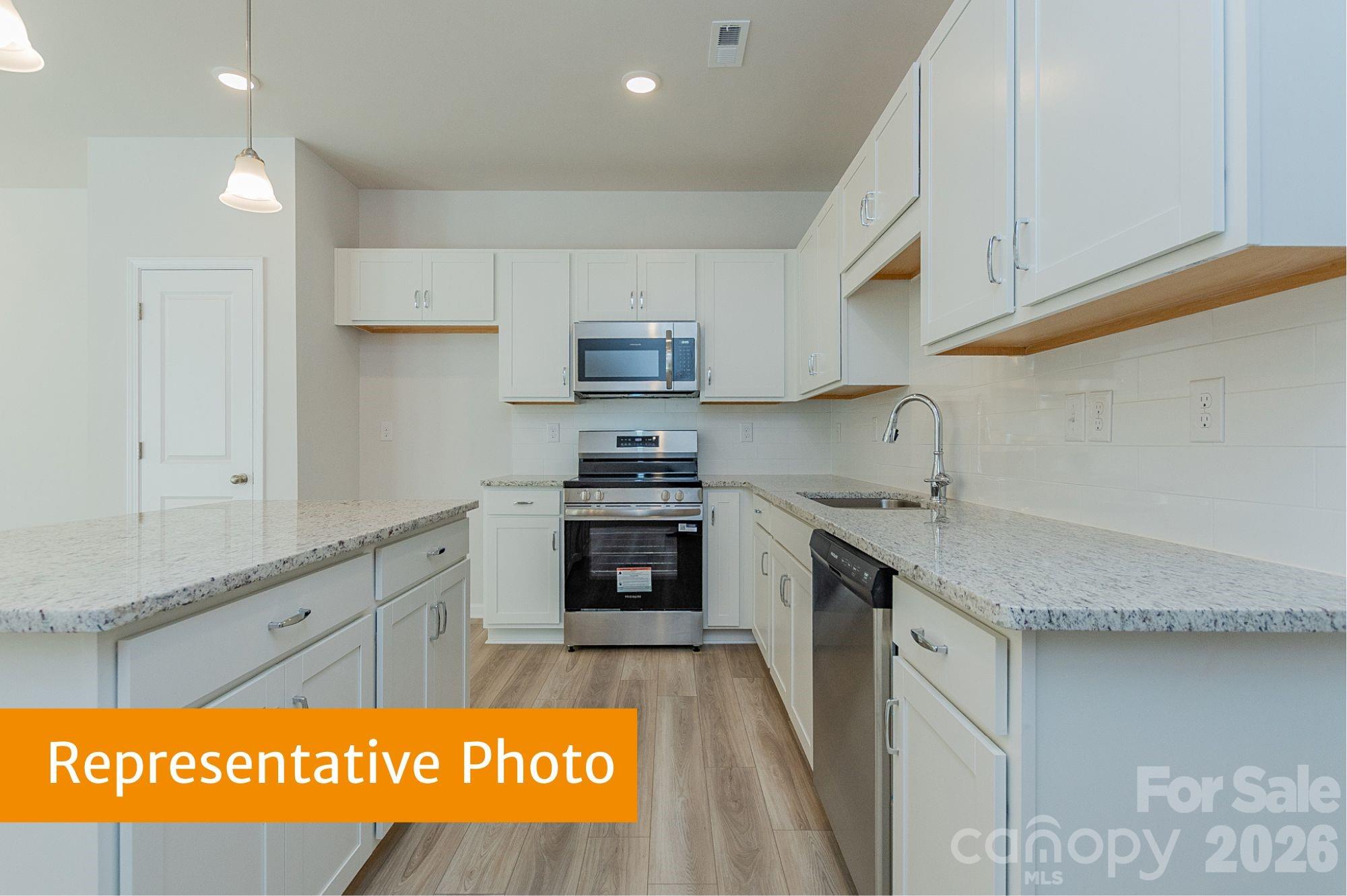 5402 Porterhouse Way #7B — Charlotte