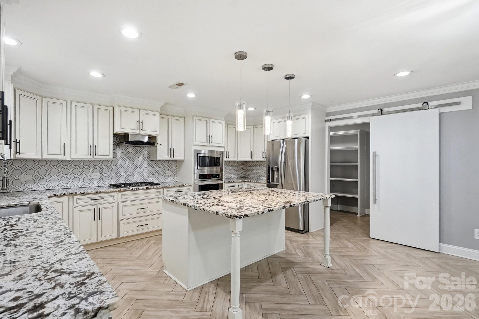 14010 Mareshead Lane — Matthews