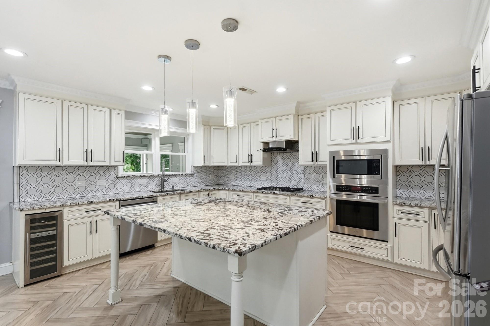 14010 Mareshead Lane — Matthews