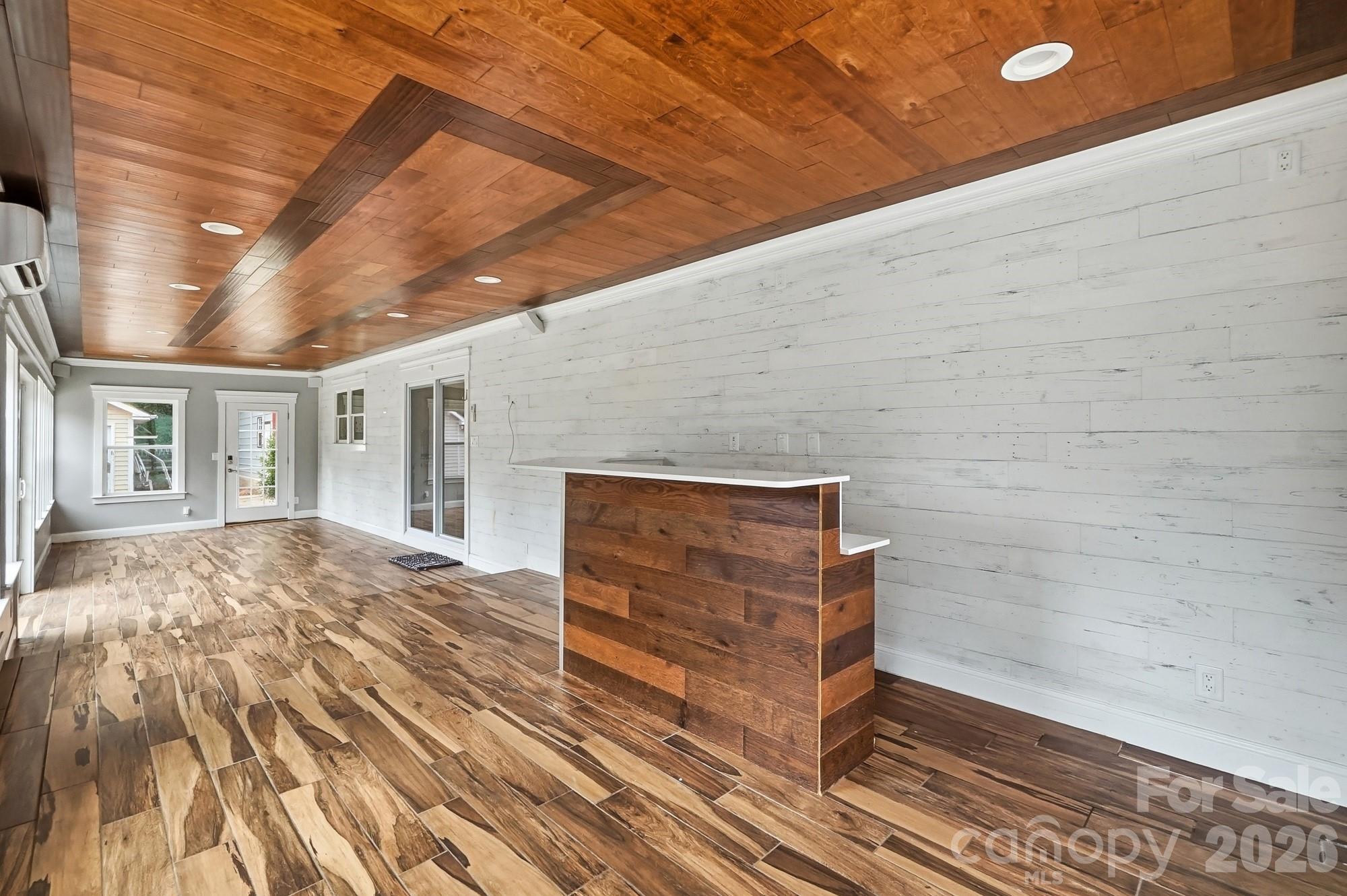 14010 Mareshead Lane — Matthews