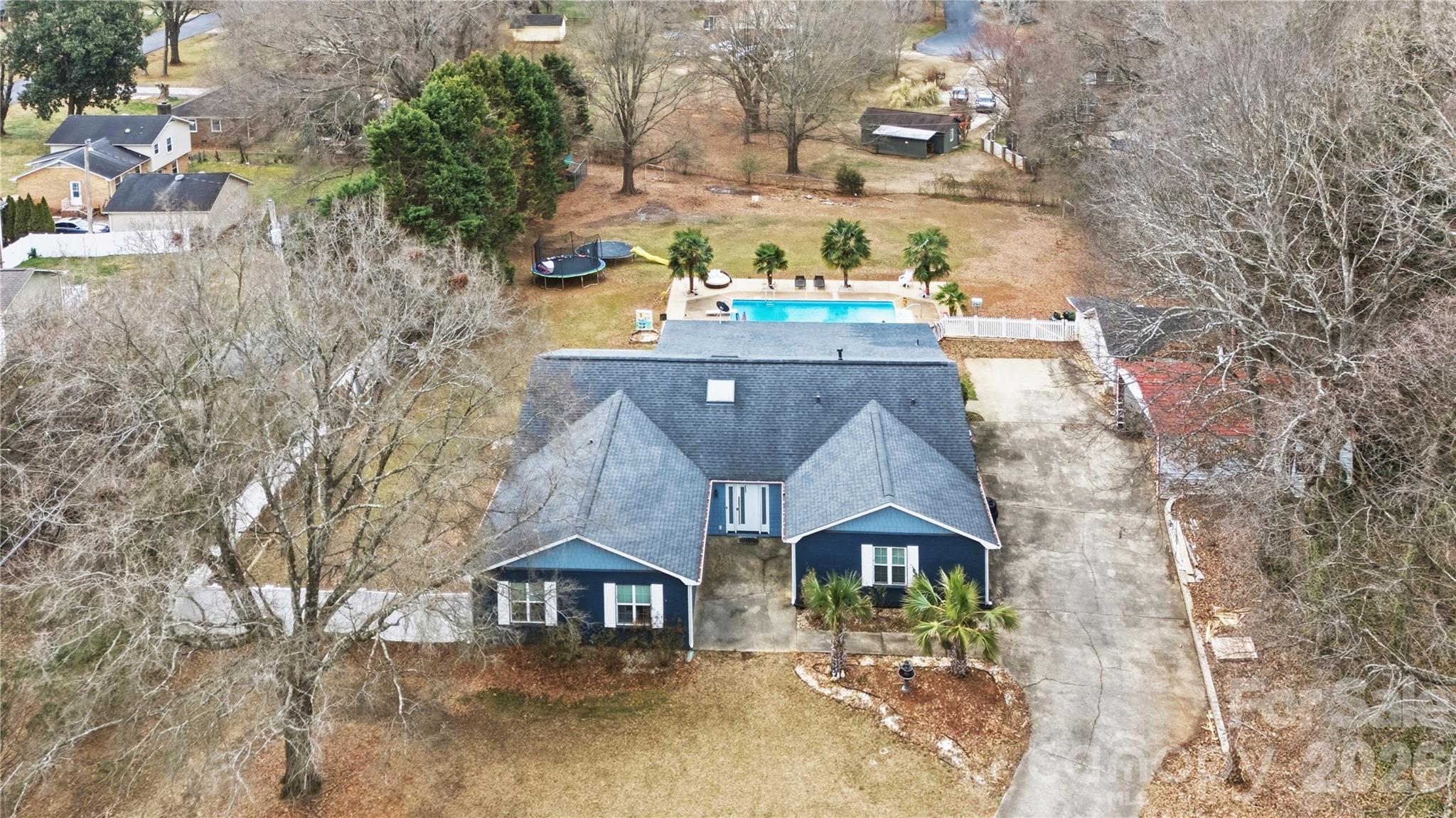 14010 Mareshead Lane — Matthews
