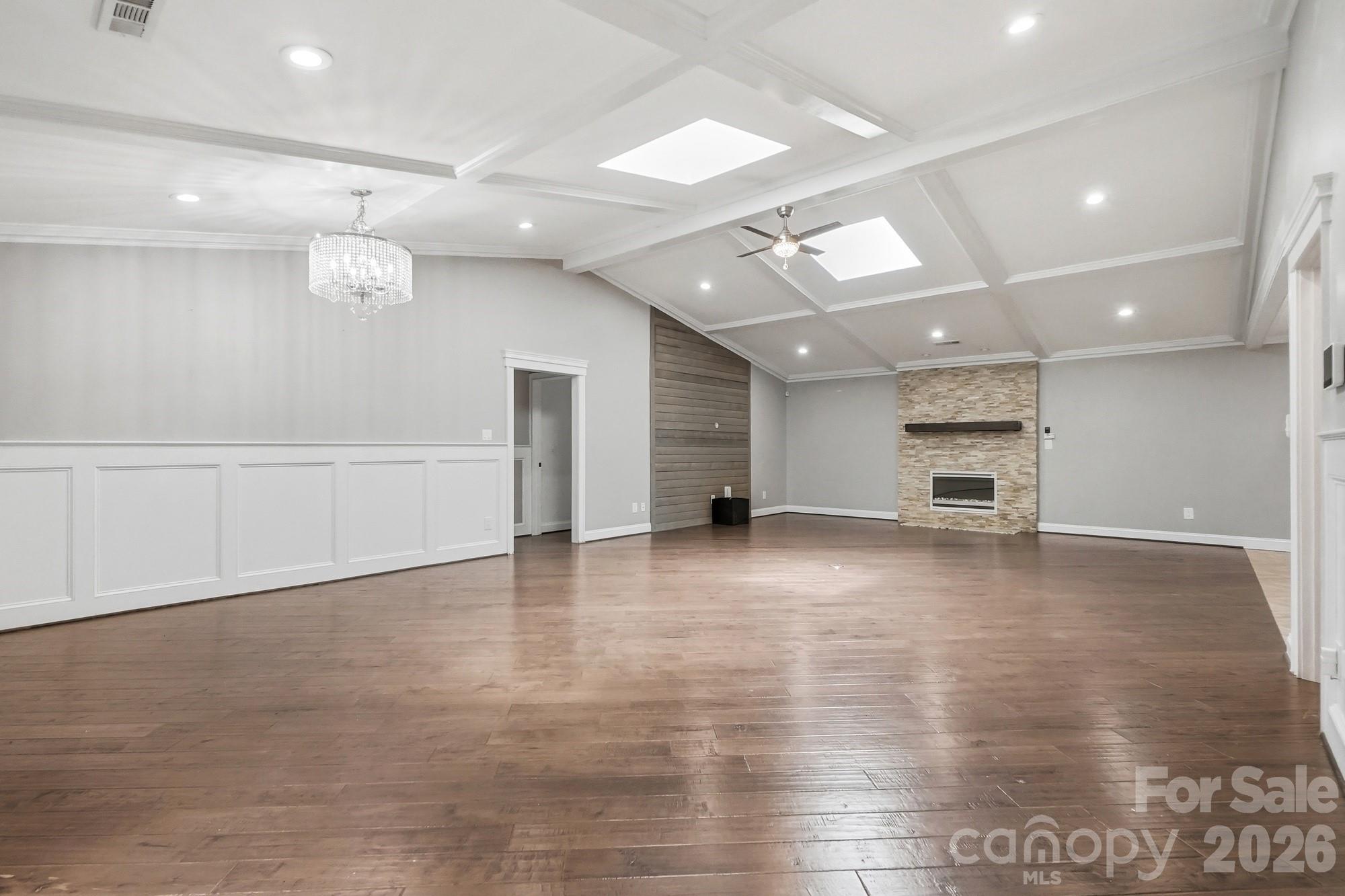14010 Mareshead Lane — Matthews