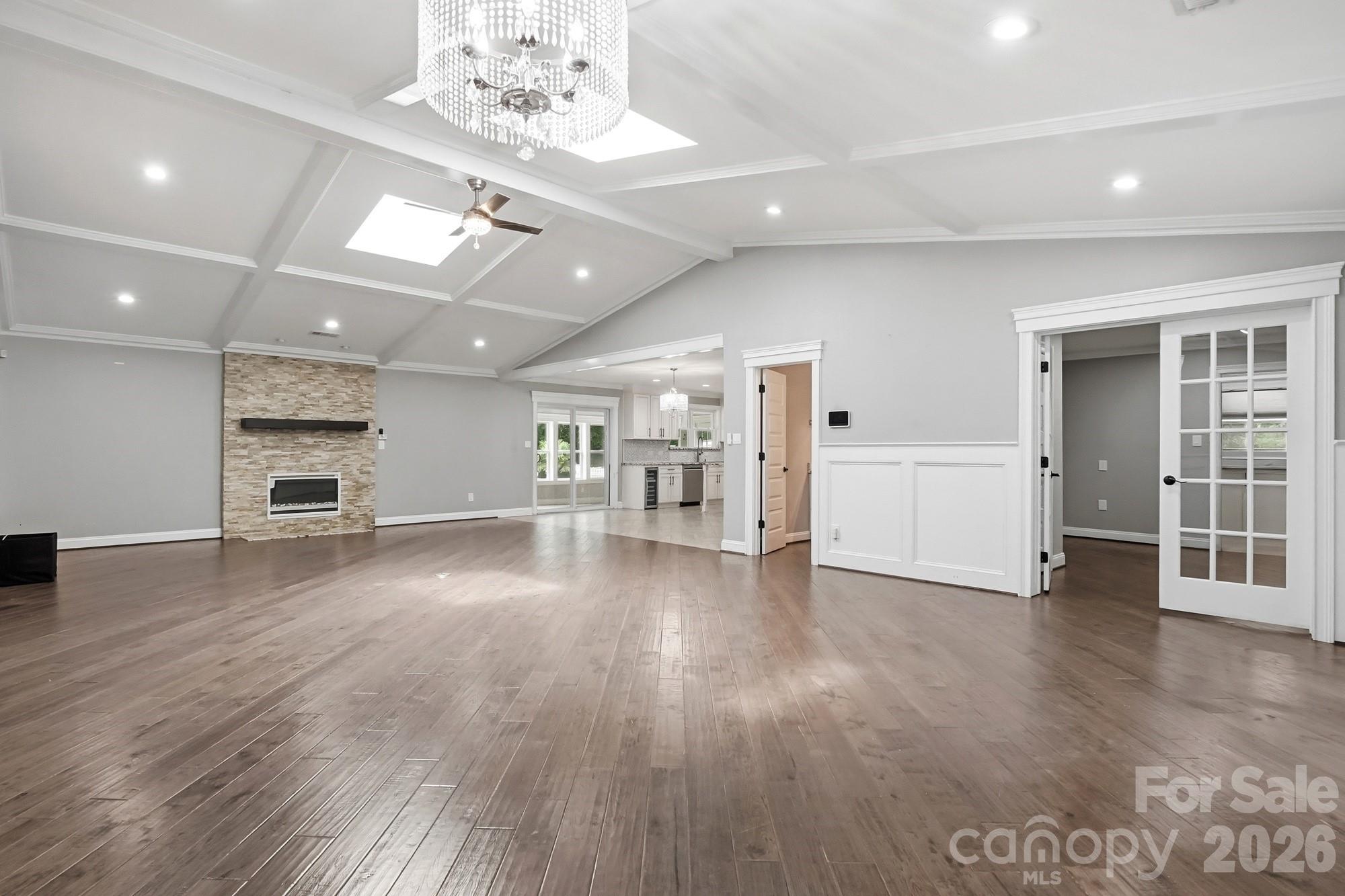 14010 Mareshead Lane — Matthews