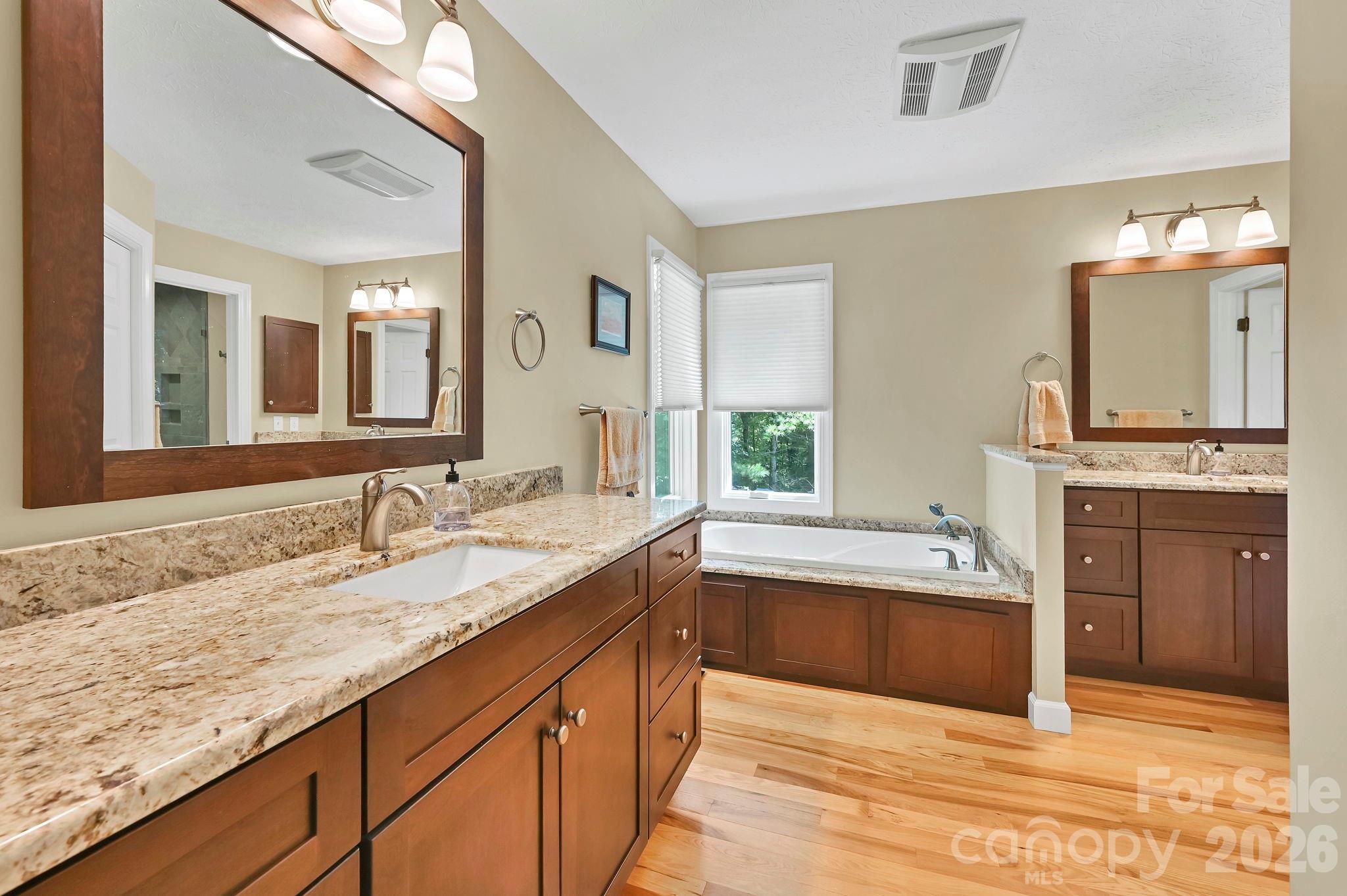 3 Rodney Court — Flat Rock