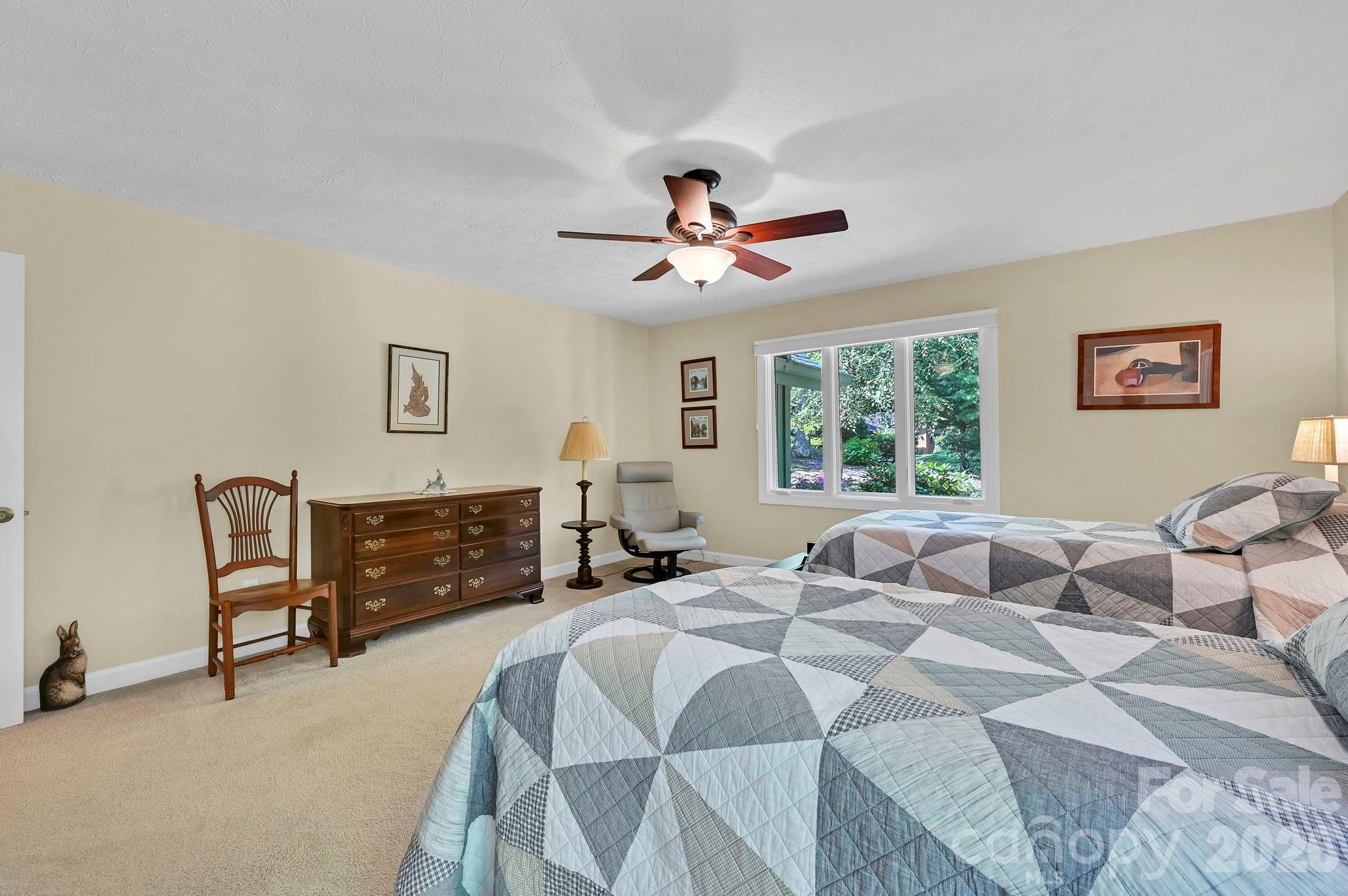 3 Rodney Court — Flat Rock