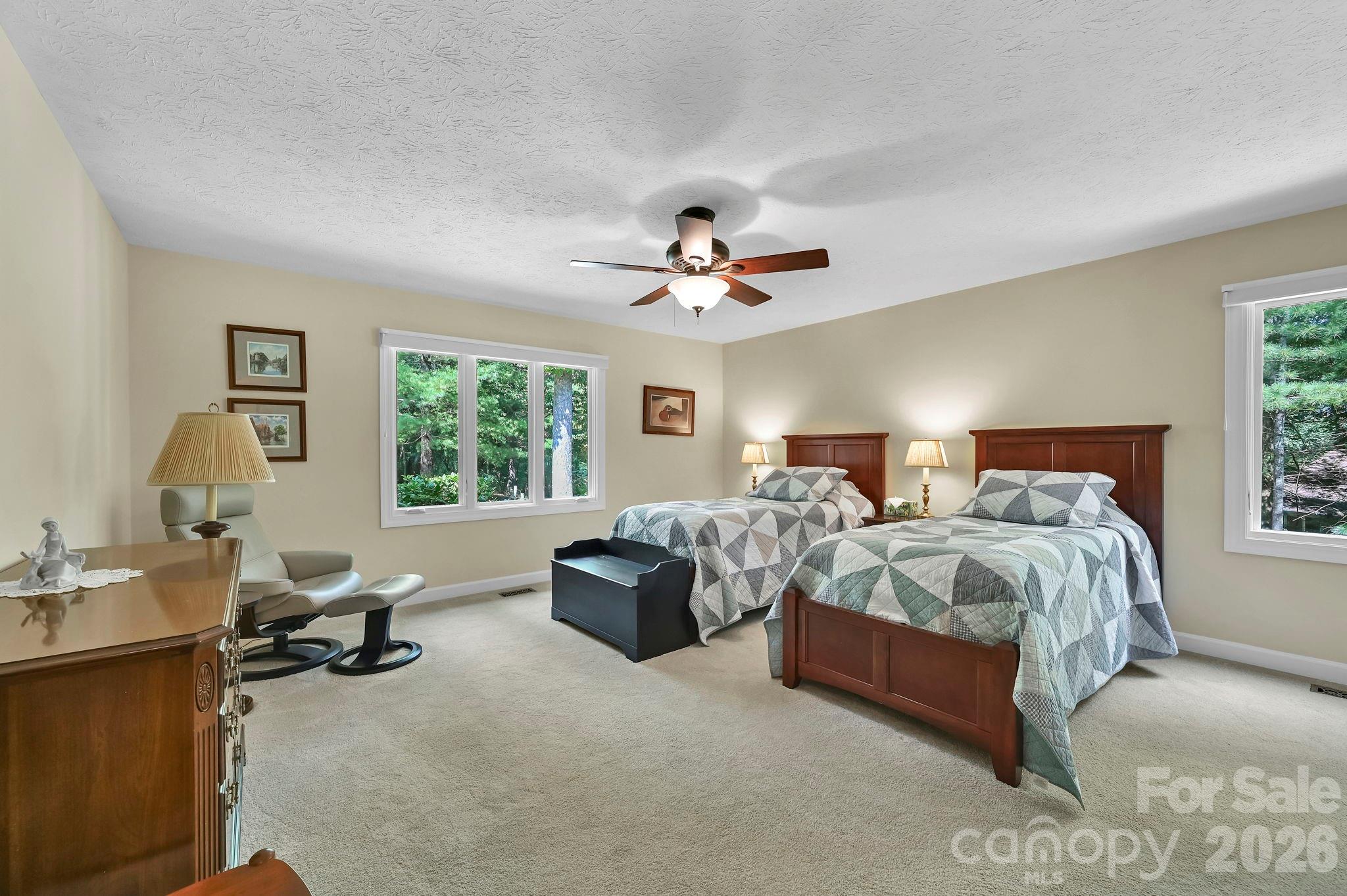 3 Rodney Court — Flat Rock