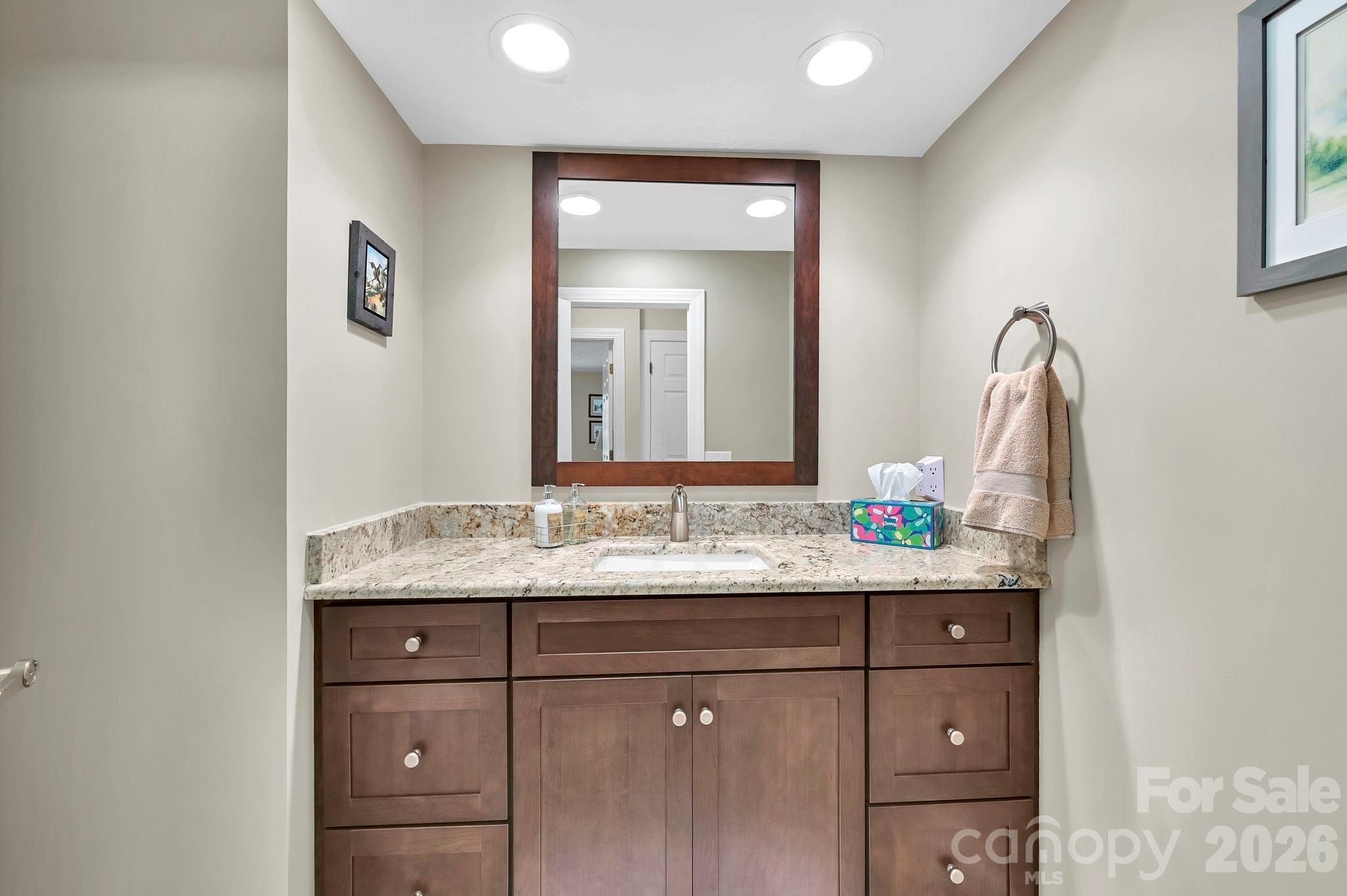 3 Rodney Court — Flat Rock