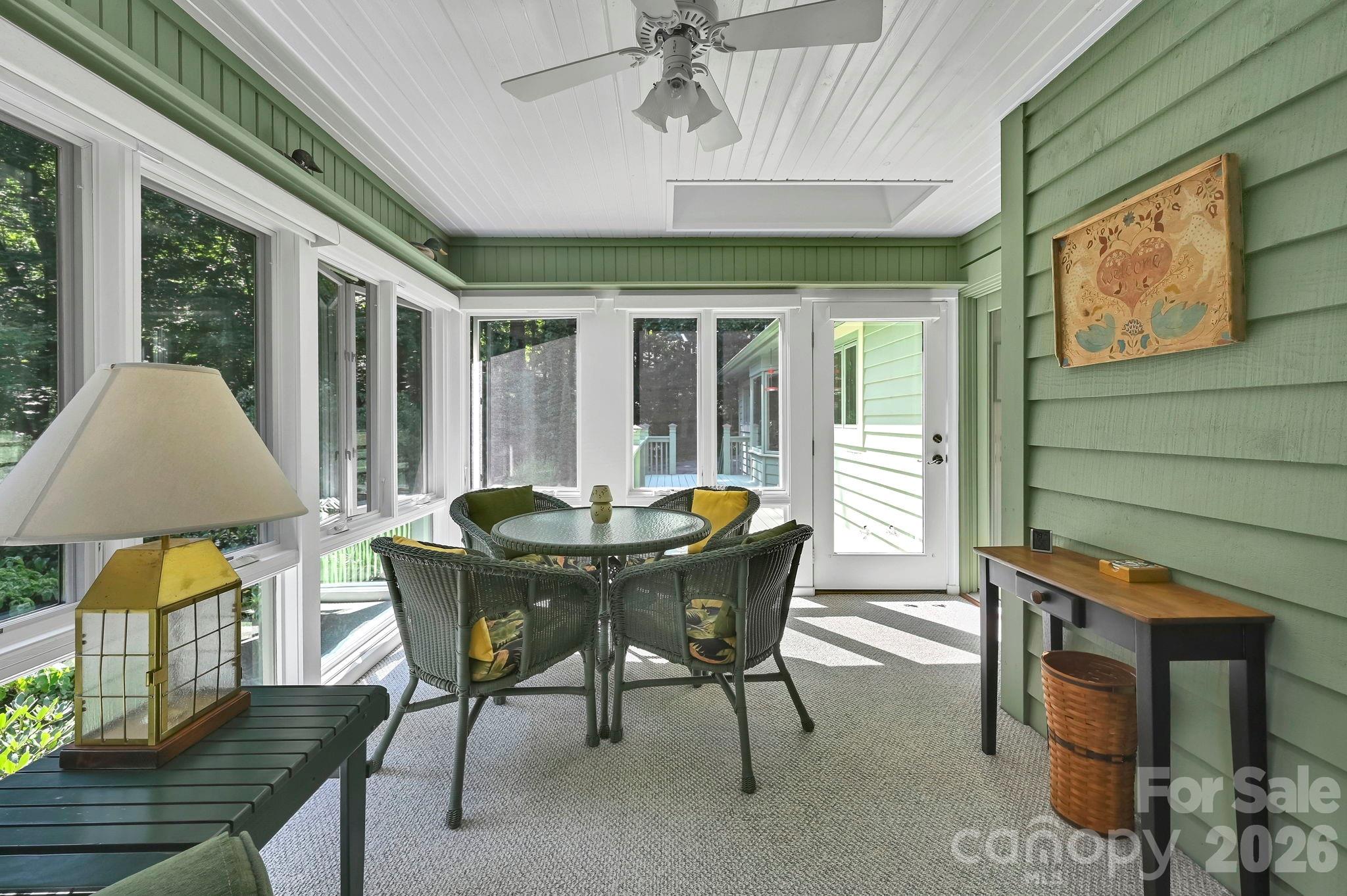 3 Rodney Court — Flat Rock