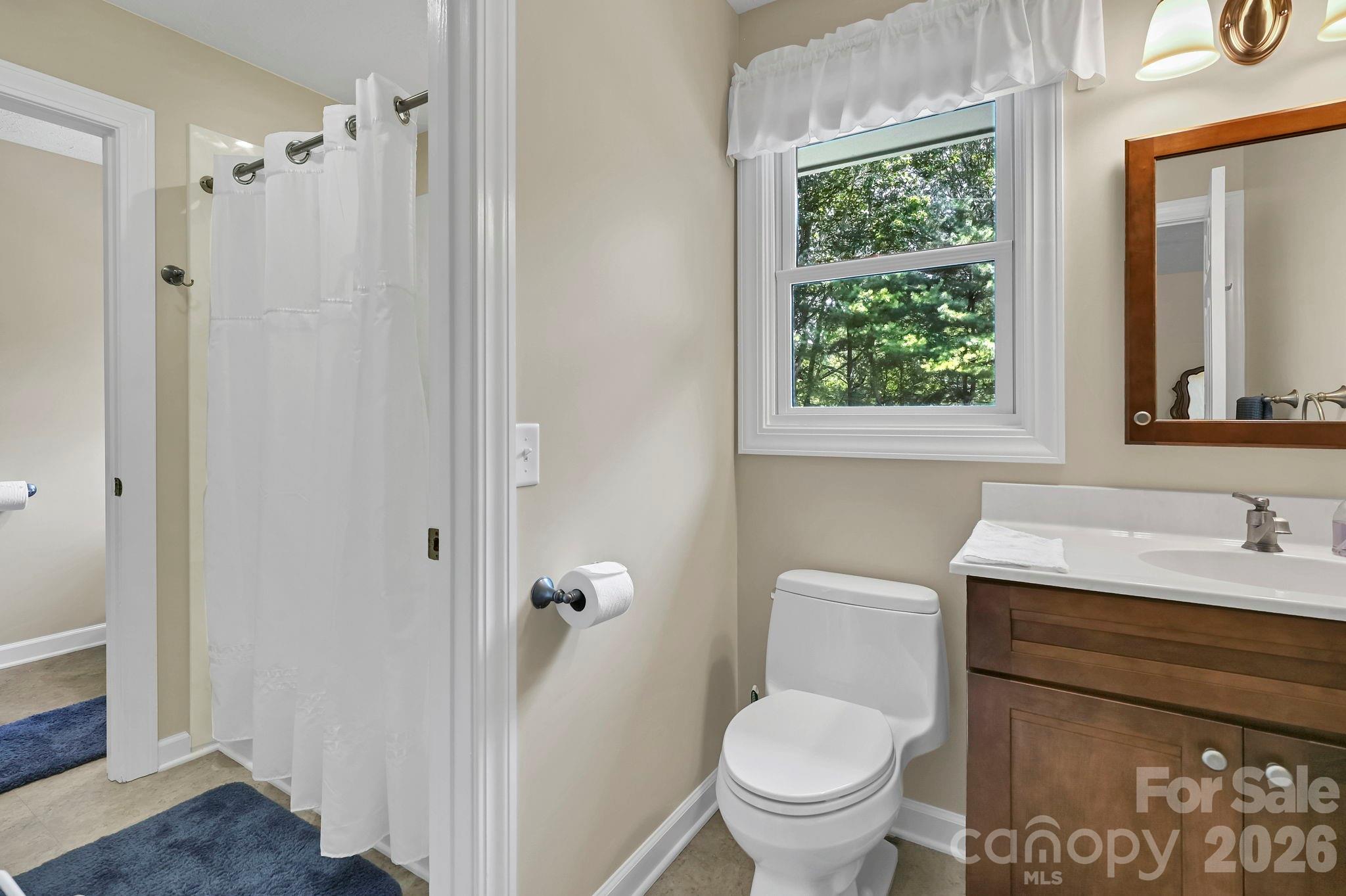 3 Rodney Court — Flat Rock