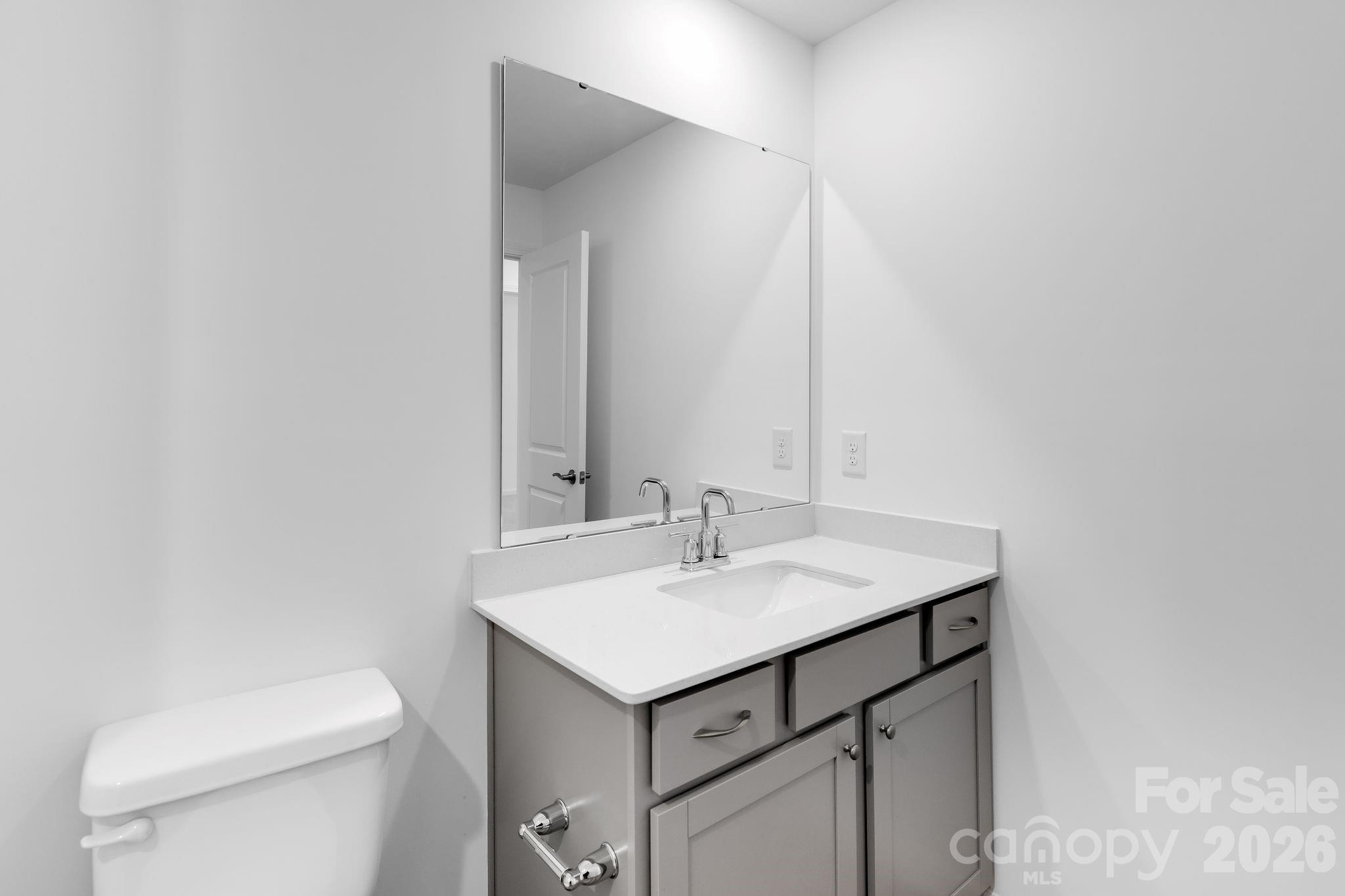 638 Sparano Loop #159 — York