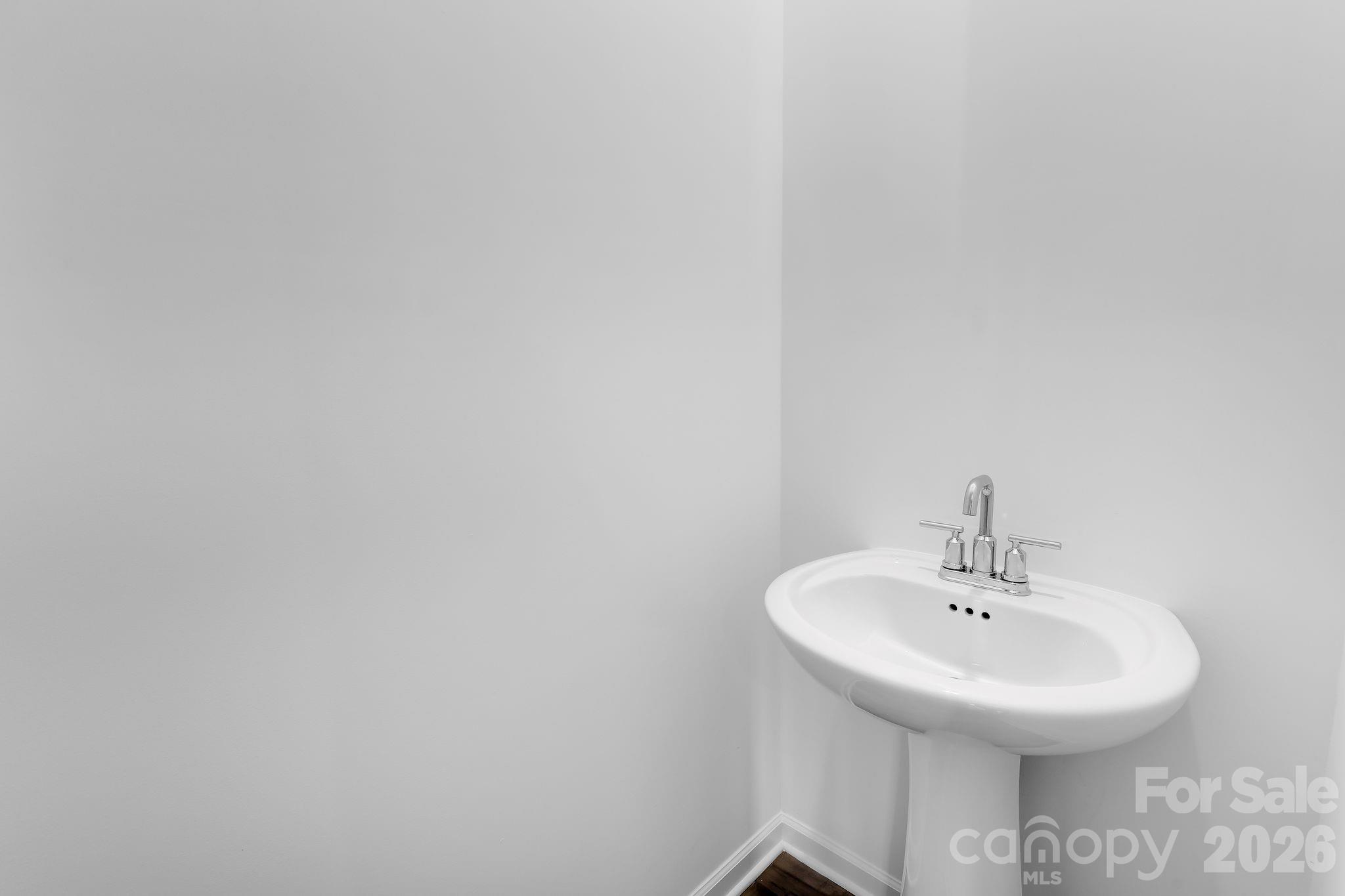 638 Sparano Loop #159 — York