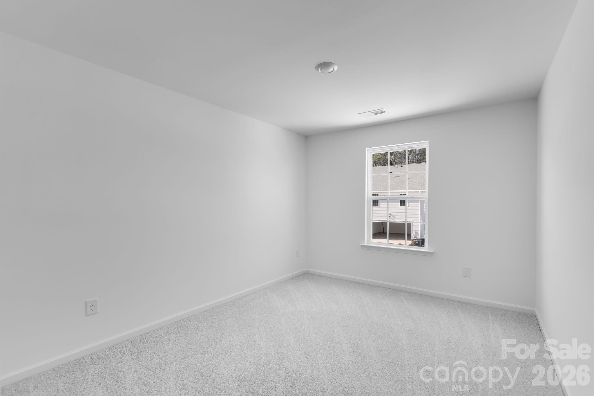 638 Sparano Loop #159 — York
