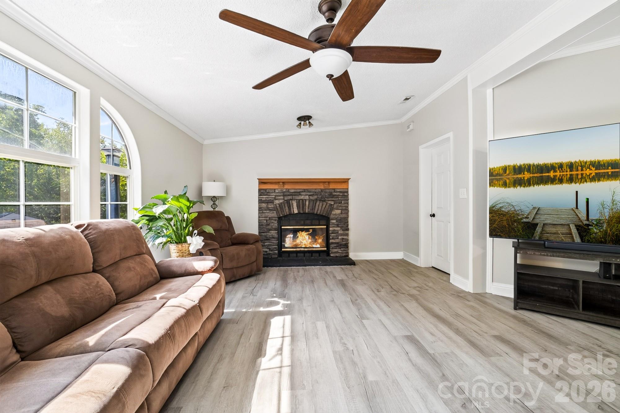 409 Helton Road — Cherryville