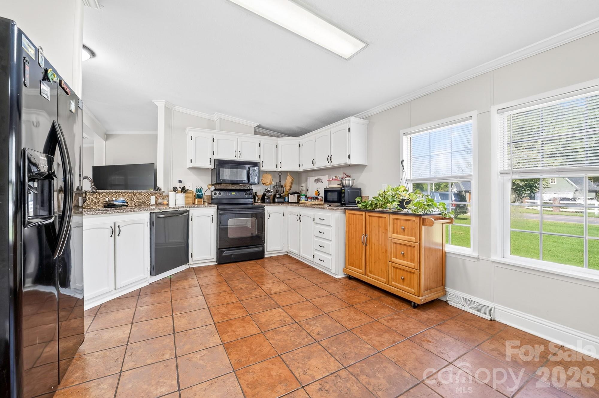 409 Helton Road — Cherryville