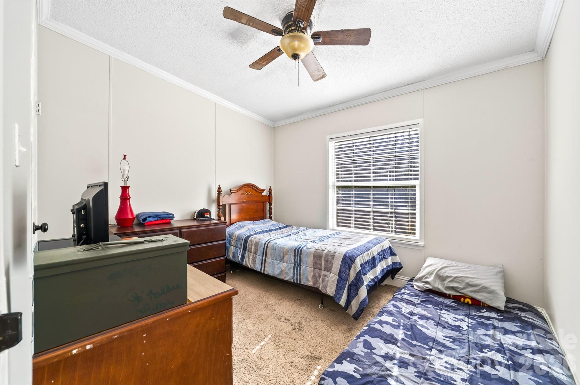 409 Helton Road — Cherryville