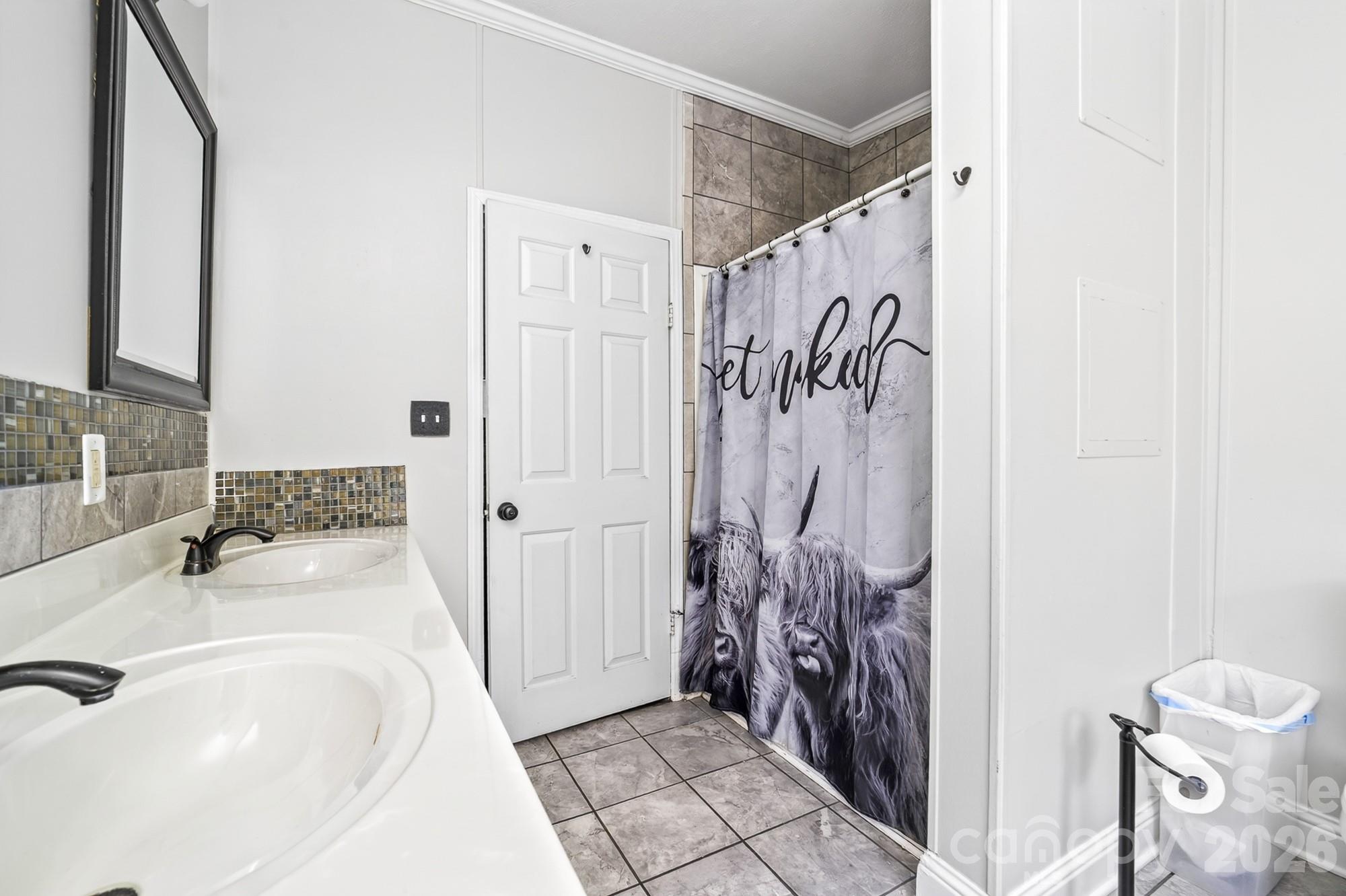 409 Helton Road — Cherryville