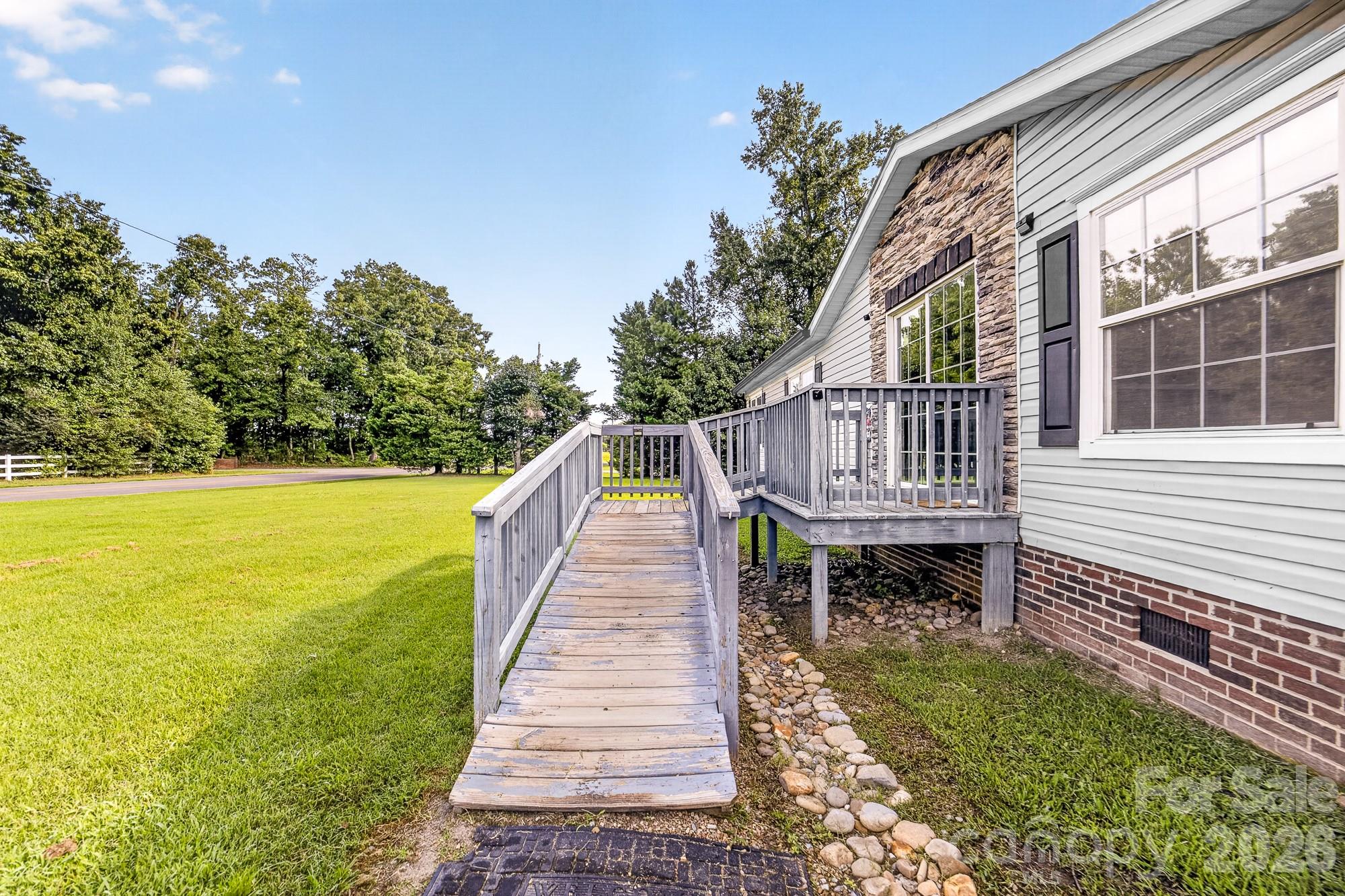409 Helton Road — Cherryville