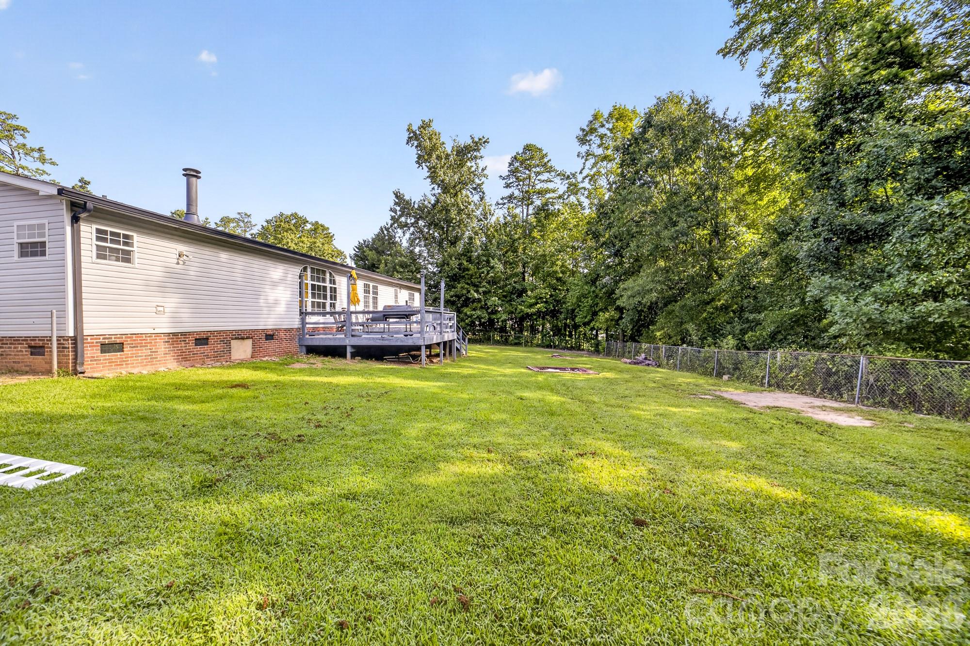 409 Helton Road — Cherryville