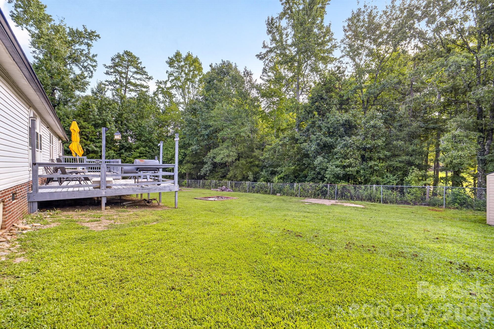 409 Helton Road — Cherryville