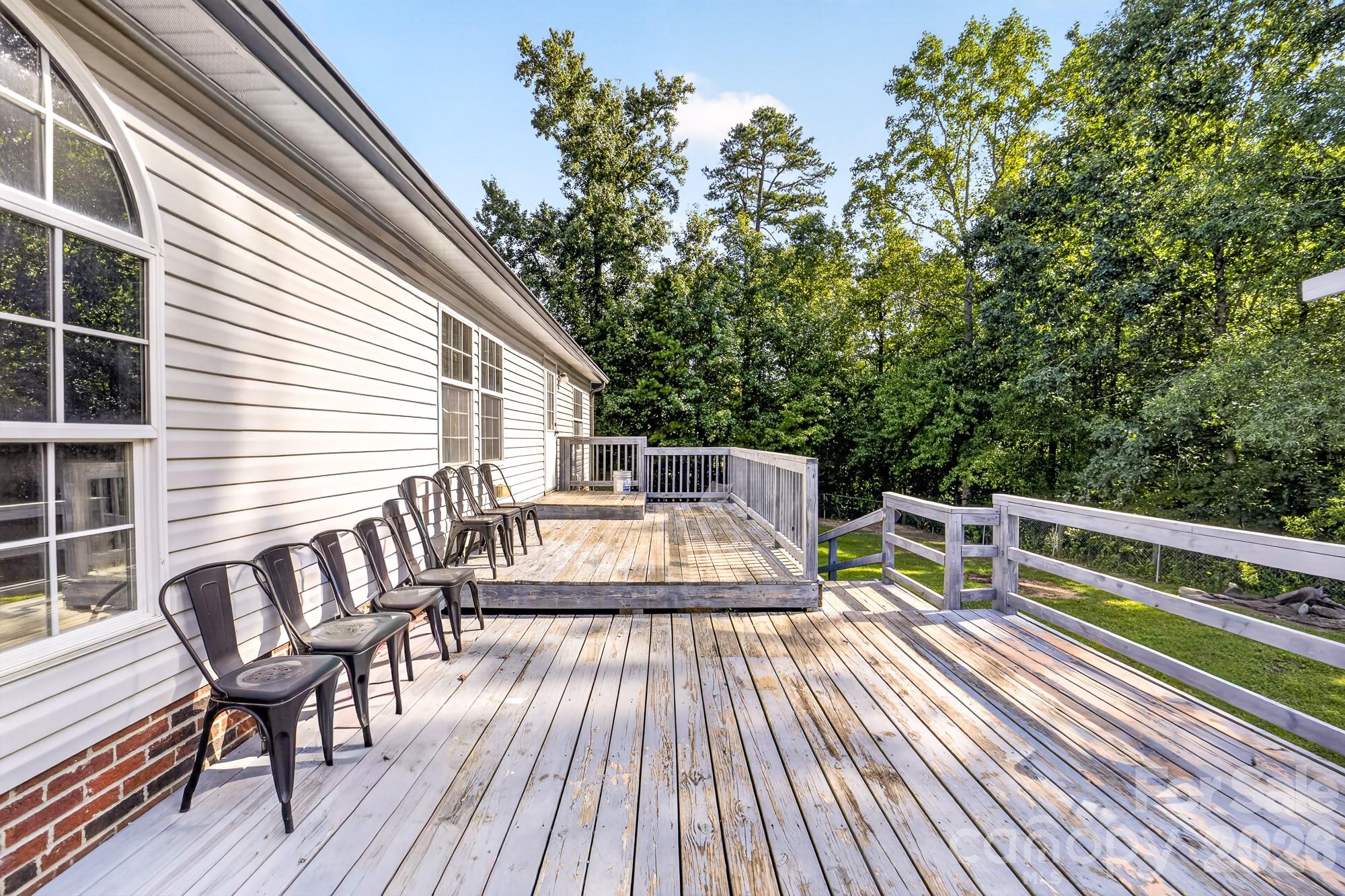 409 Helton Road — Cherryville