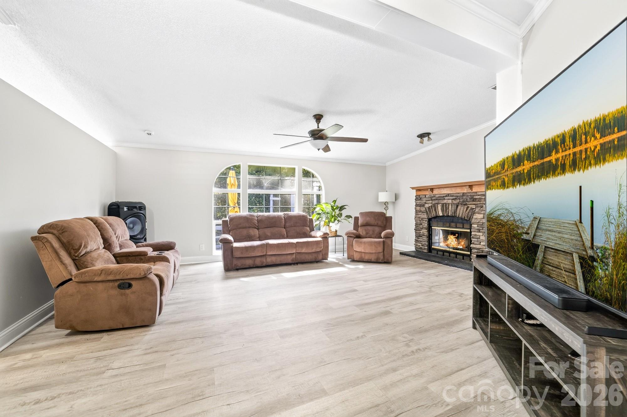 409 Helton Road — Cherryville