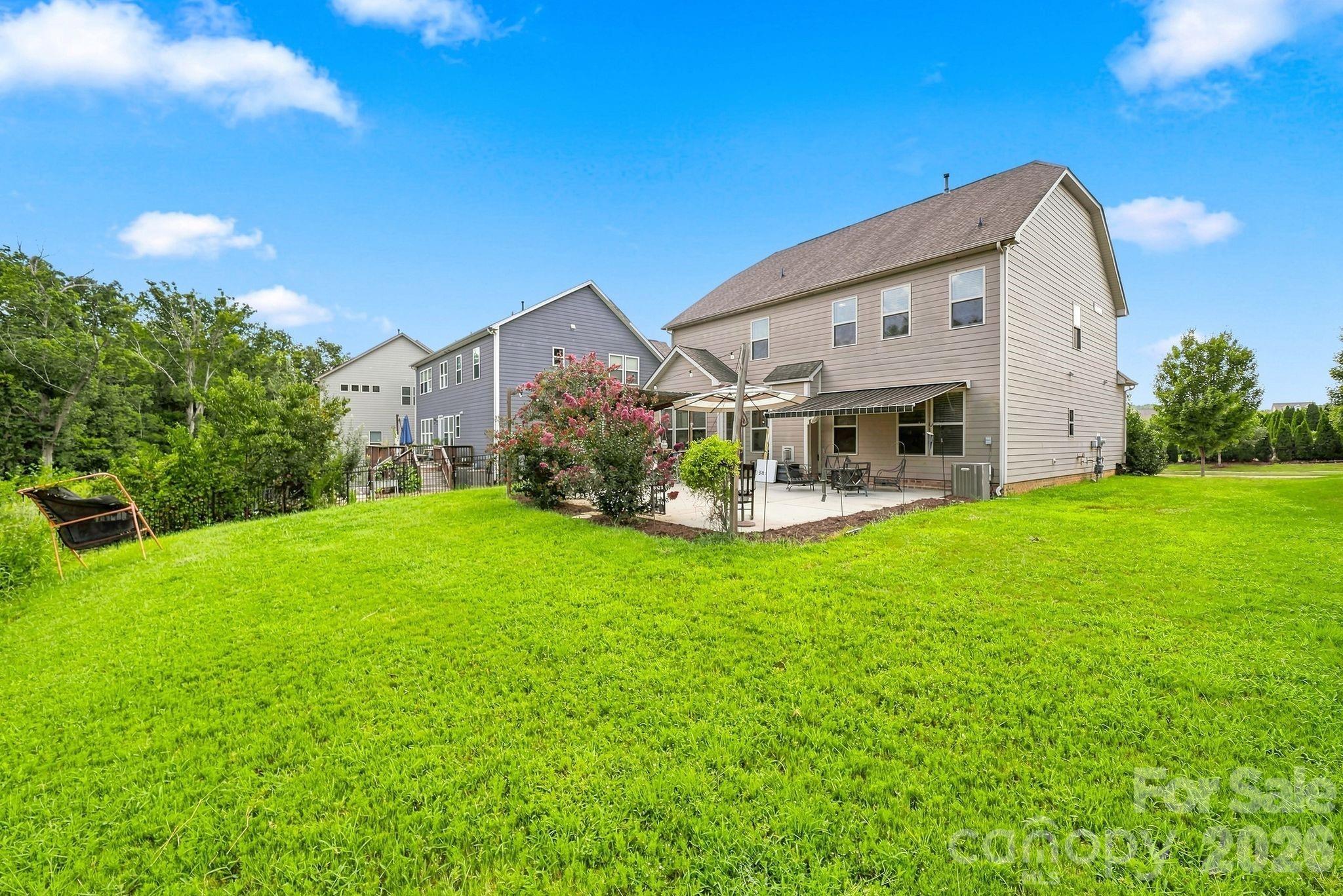 5009 Lydgate Drive — Waxhaw