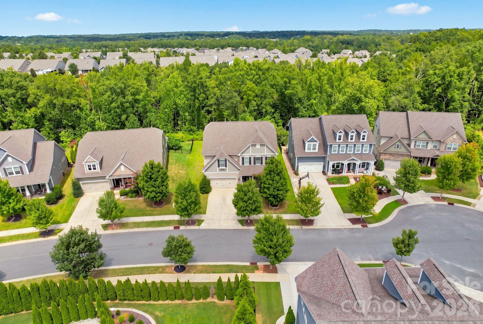 5009 Lydgate Drive — Waxhaw