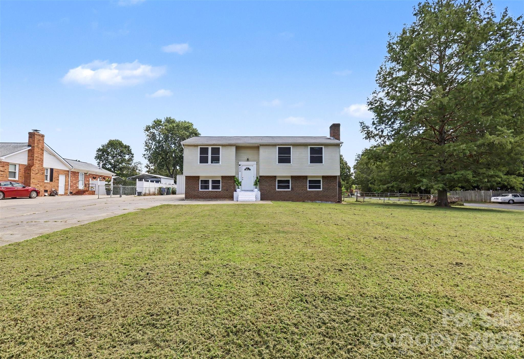 2119 O Hara Drive — Charlotte