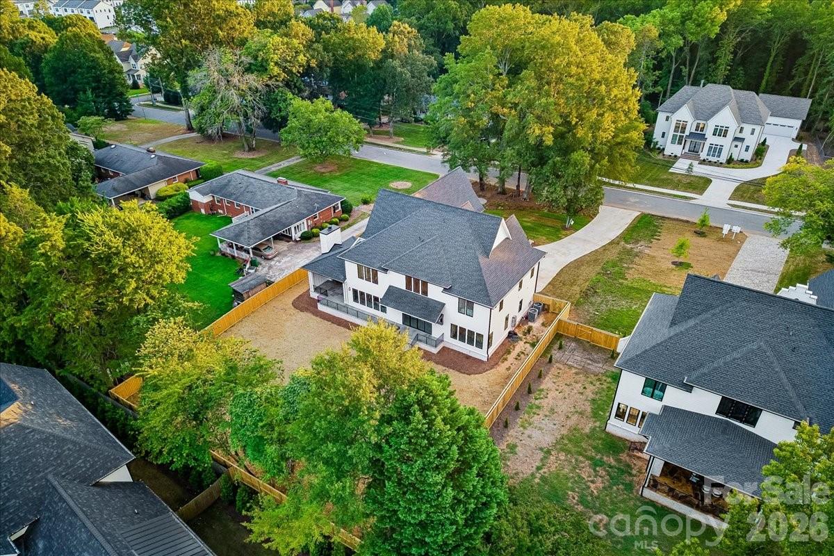 4635 Water Oak Road — Charlotte