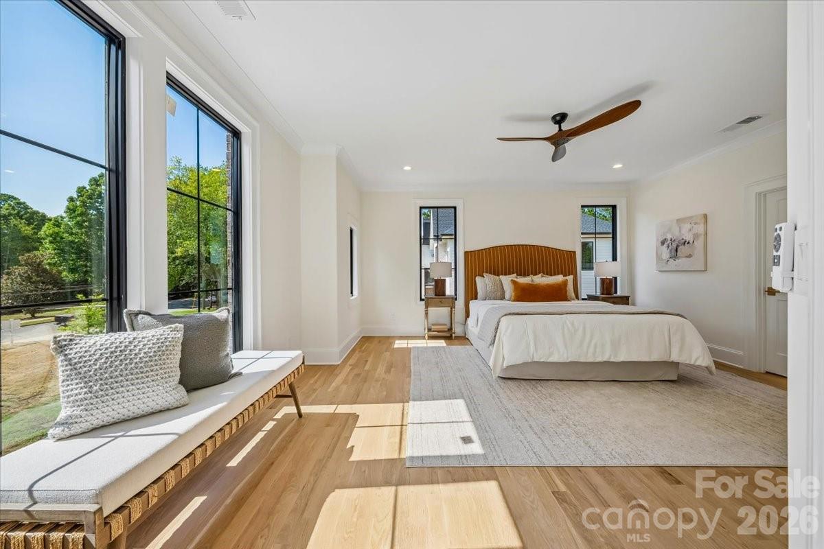 4635 Water Oak Road — Charlotte