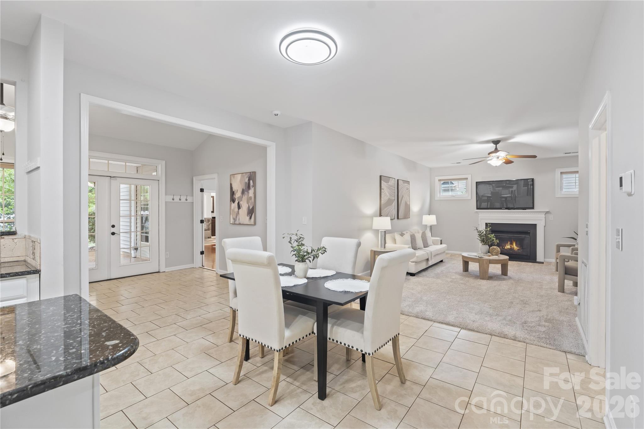 2435 Smith Cove Road — Denver