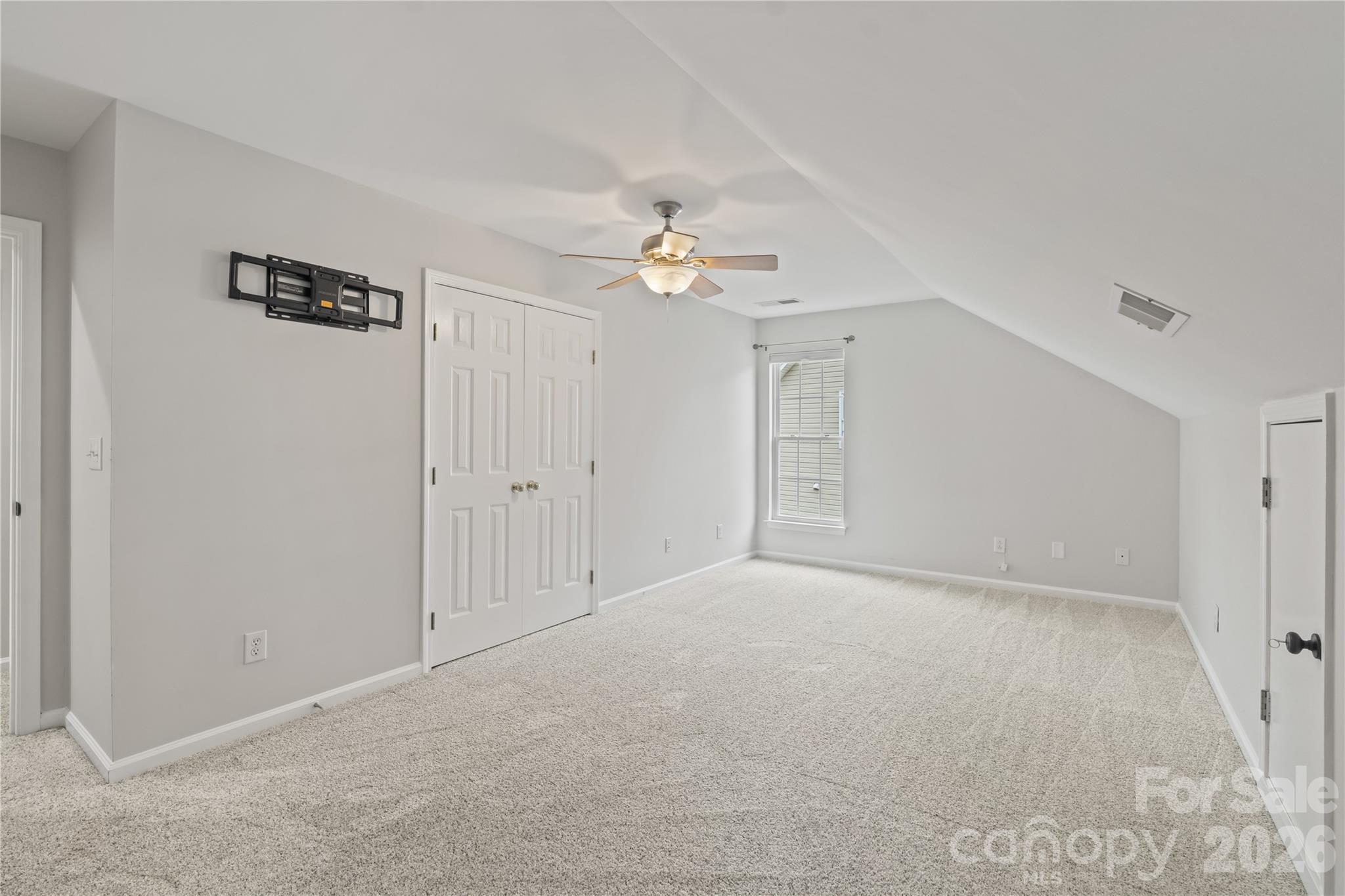 2435 Smith Cove Road — Denver