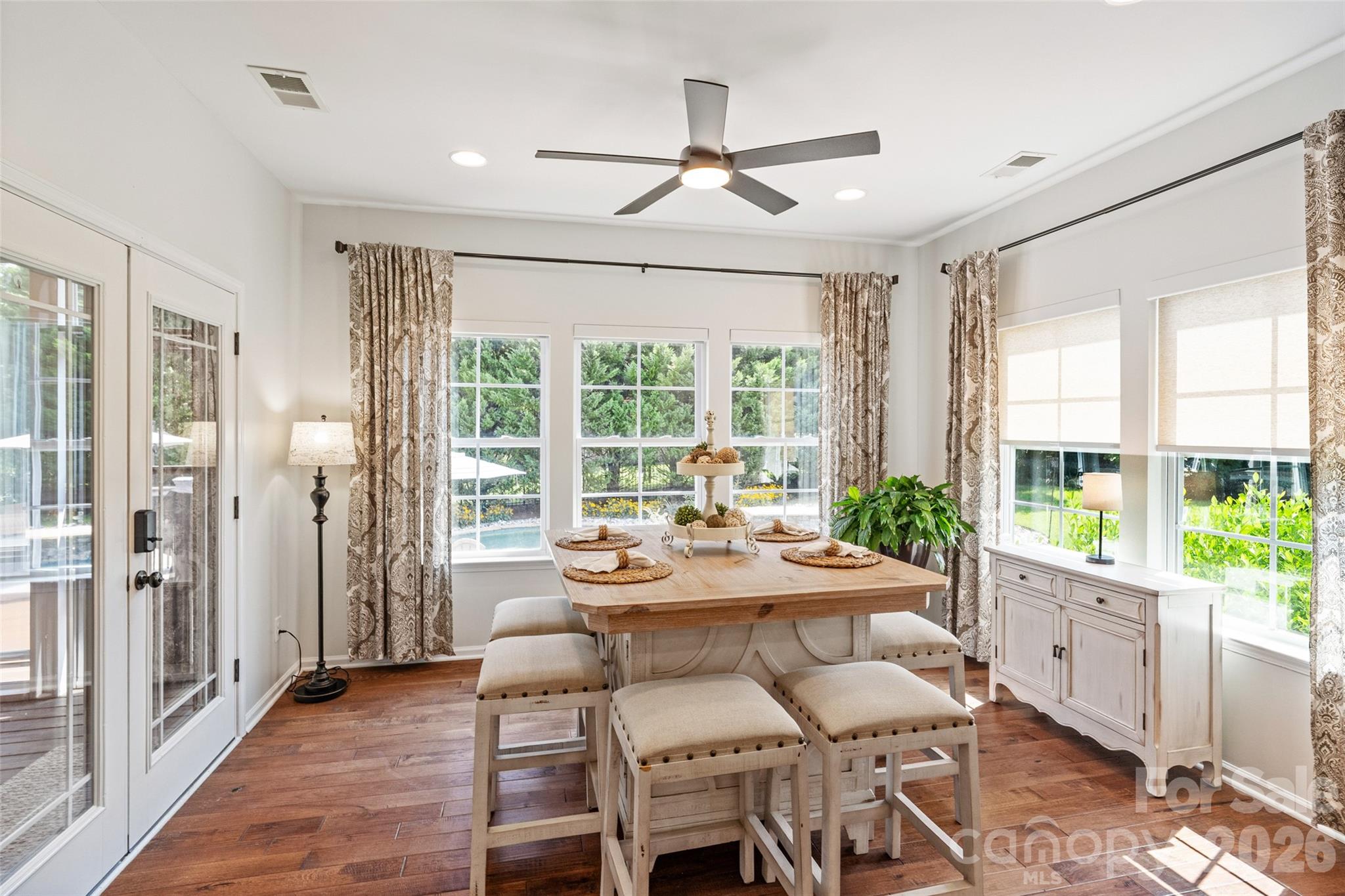 2604 Mchanna Point — Tega Cay
